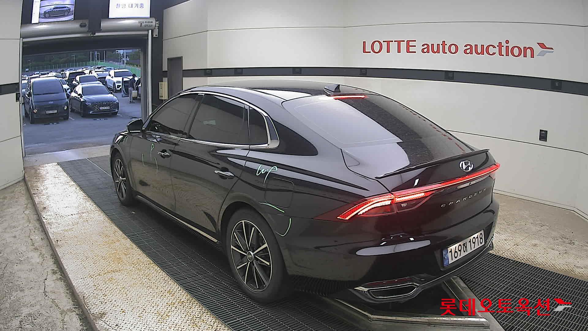 2022 - hyundai grandeur