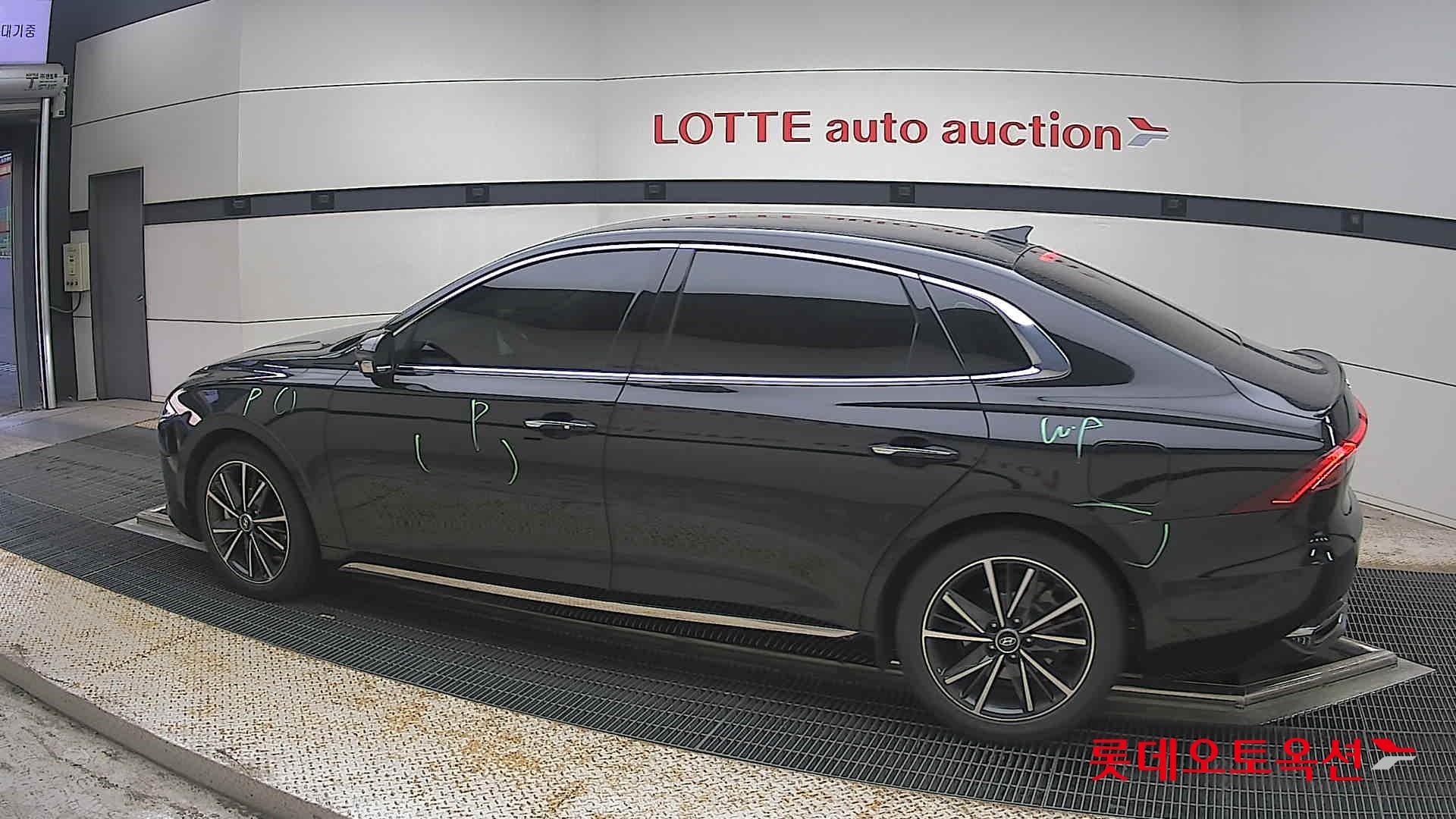 2022 - hyundai grandeur
