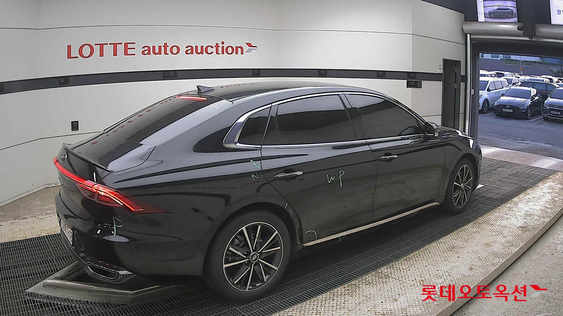 2022 - hyundai grandeur