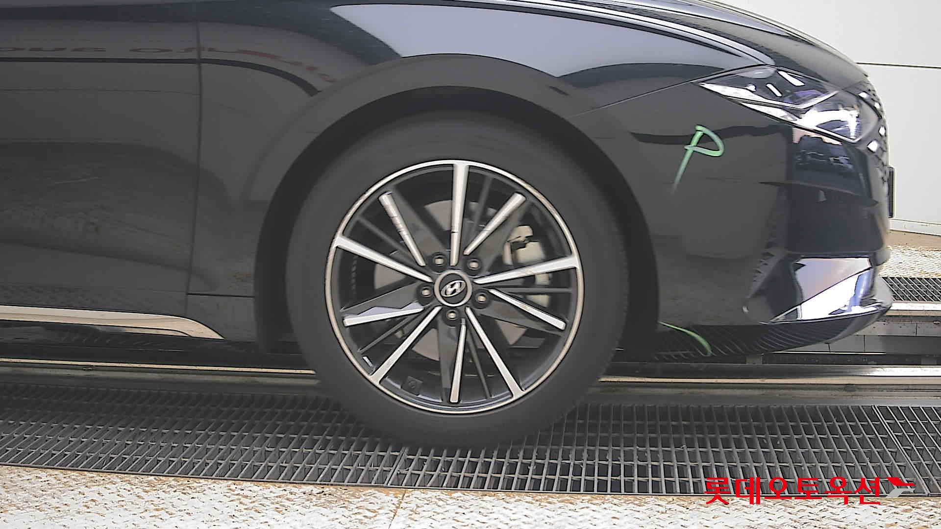 2022 - hyundai grandeur