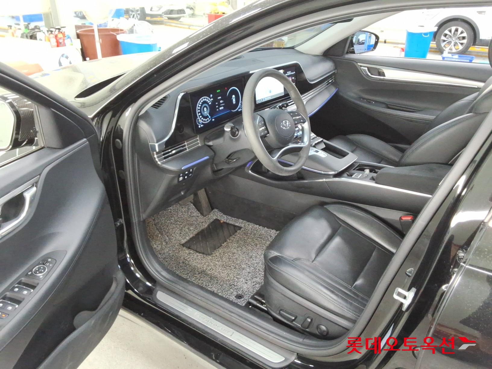 2022 - hyundai grandeur