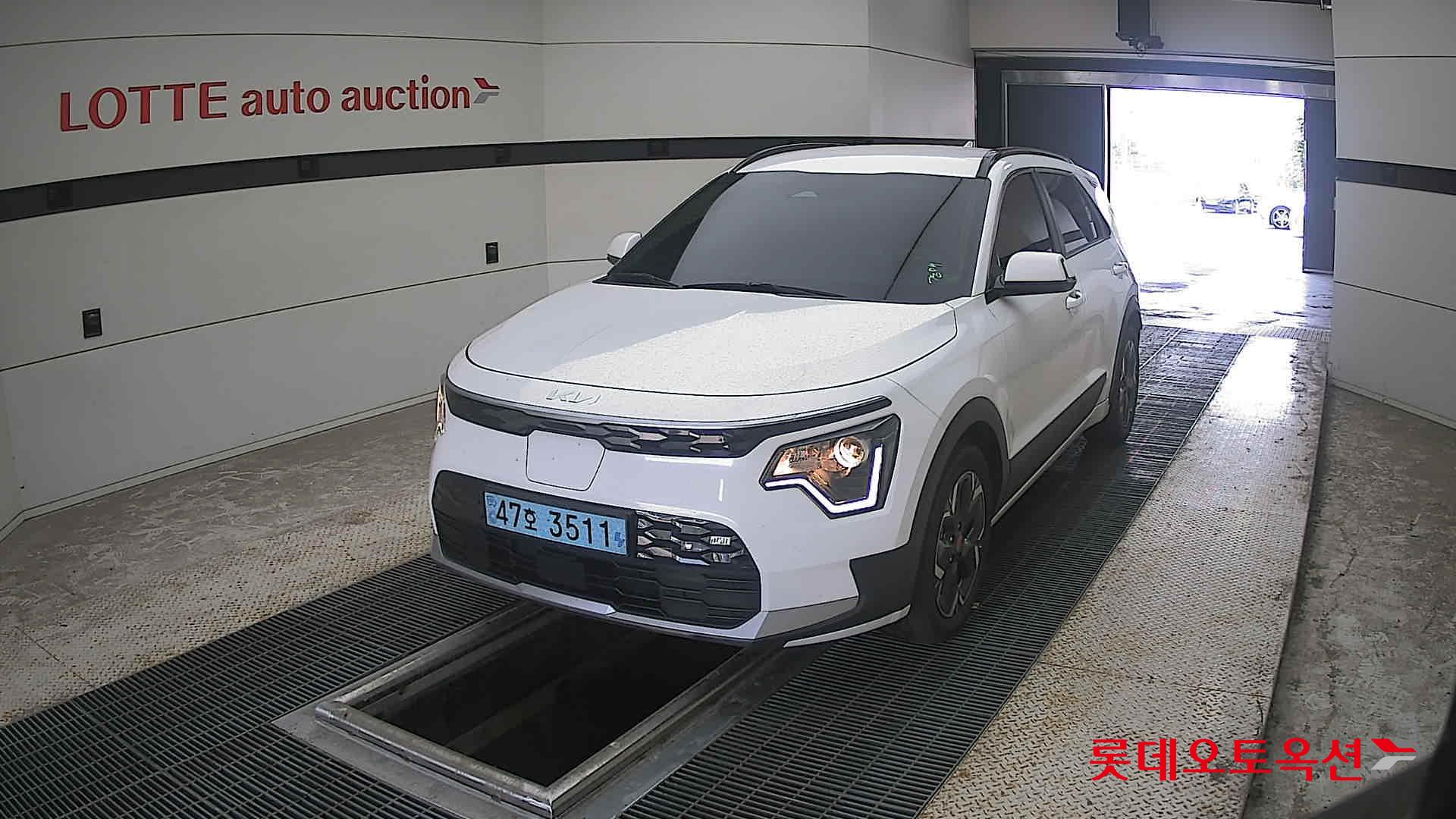 2023 - kia niro