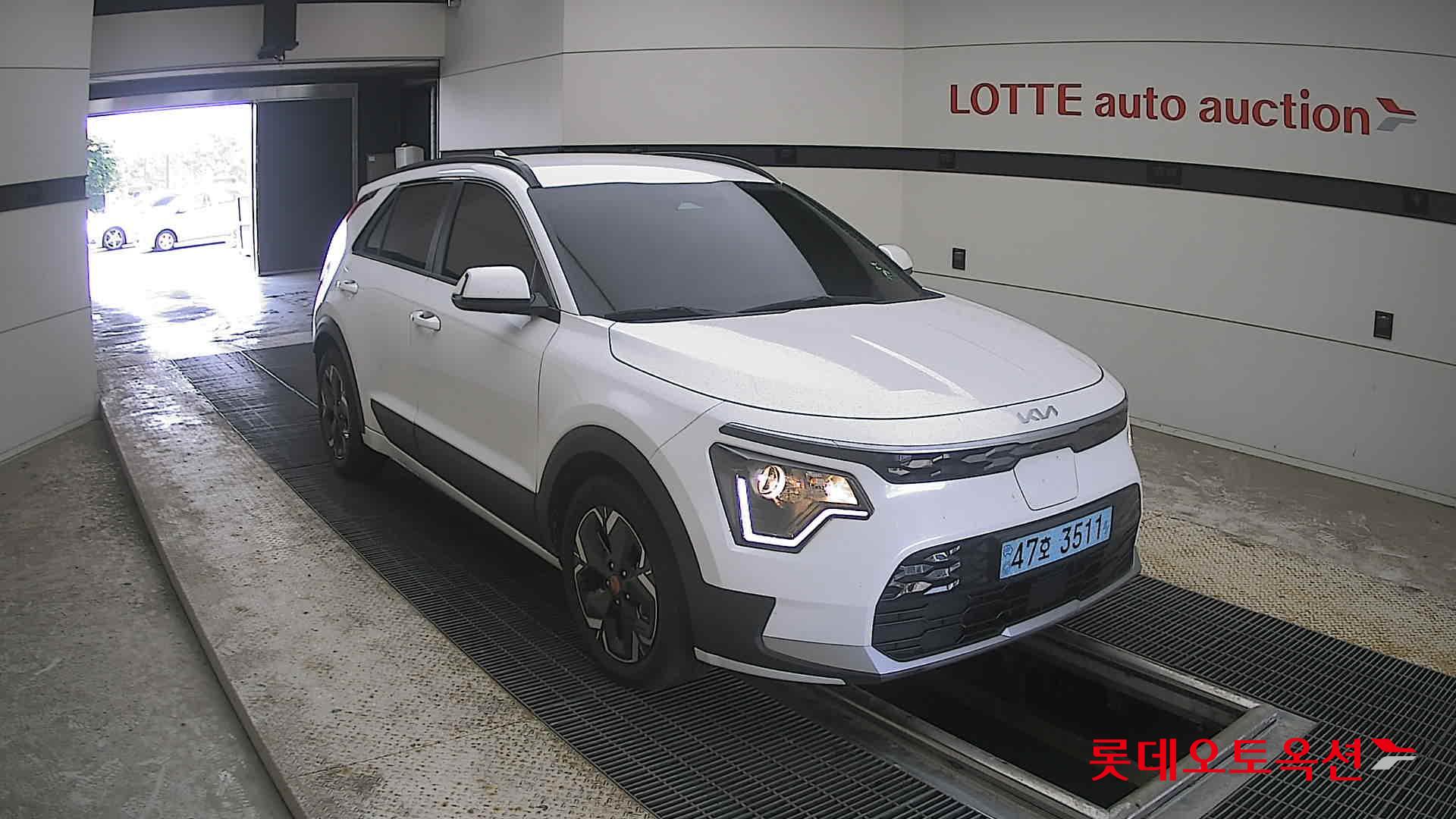 2023 - kia niro