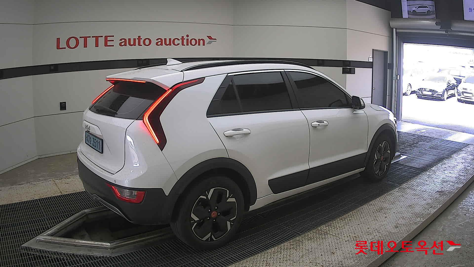 2023 - kia niro
