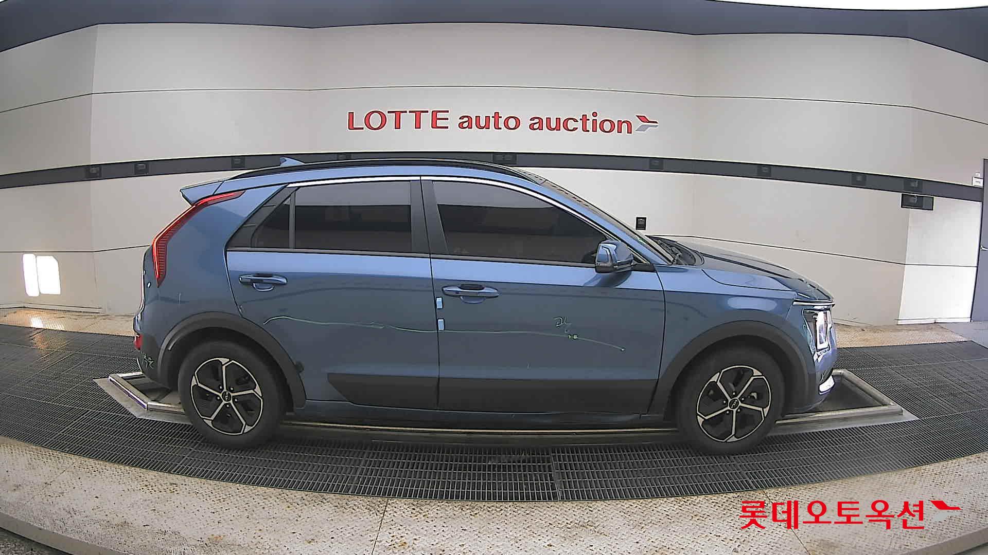 2023 - kia niro