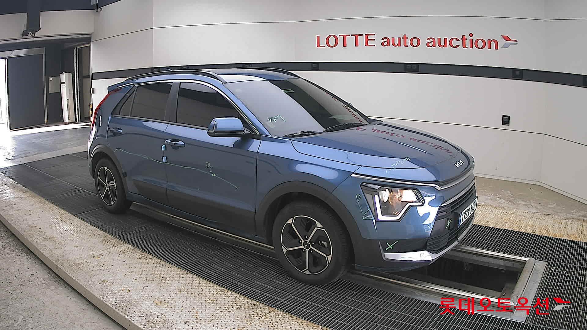 2023 - kia niro