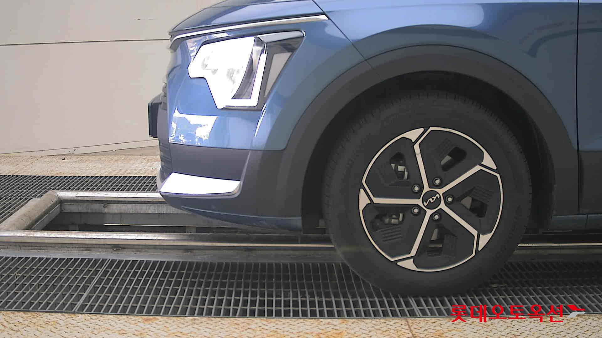 2023 - kia niro