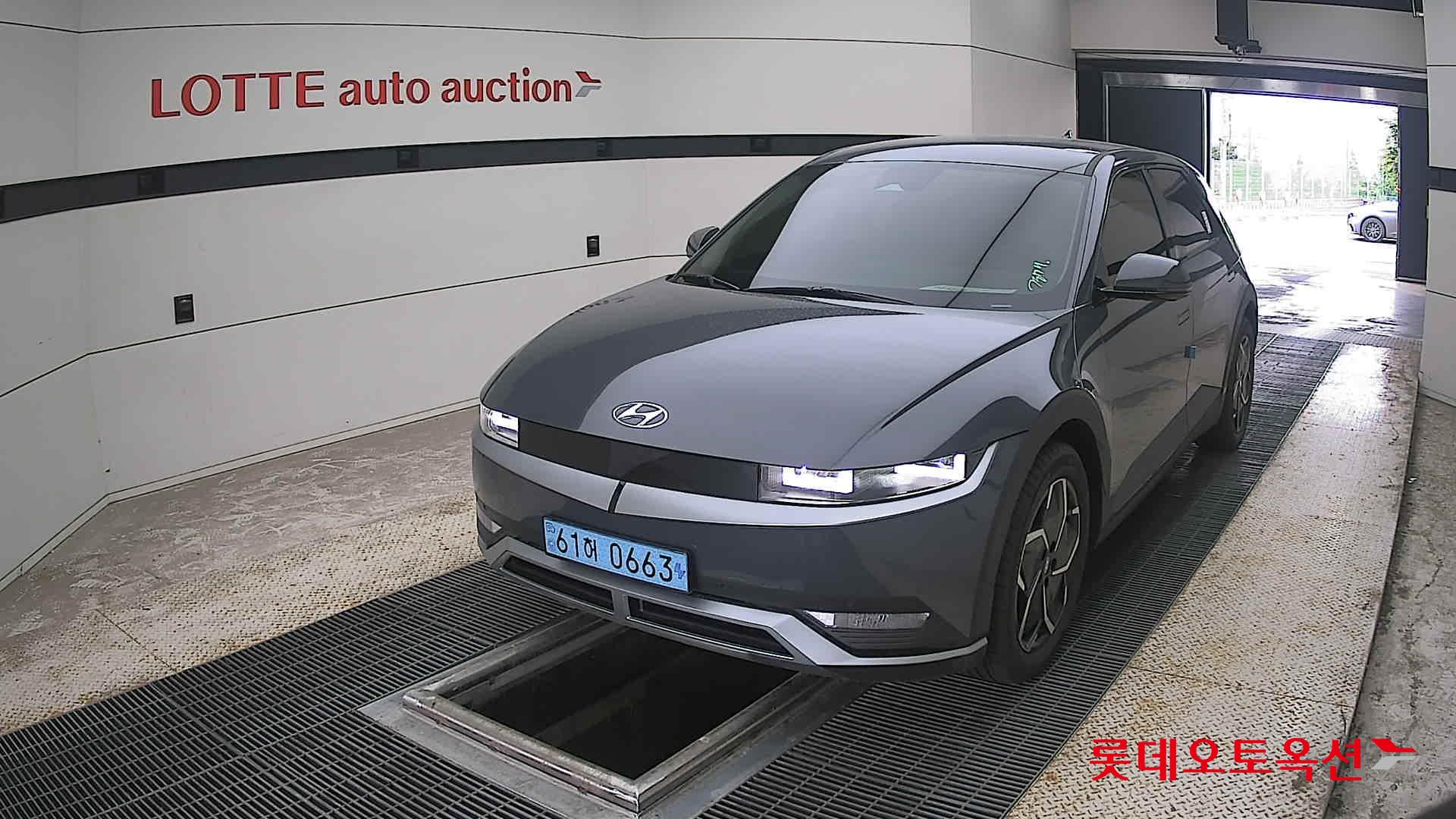 2023 - hyundai ioniq