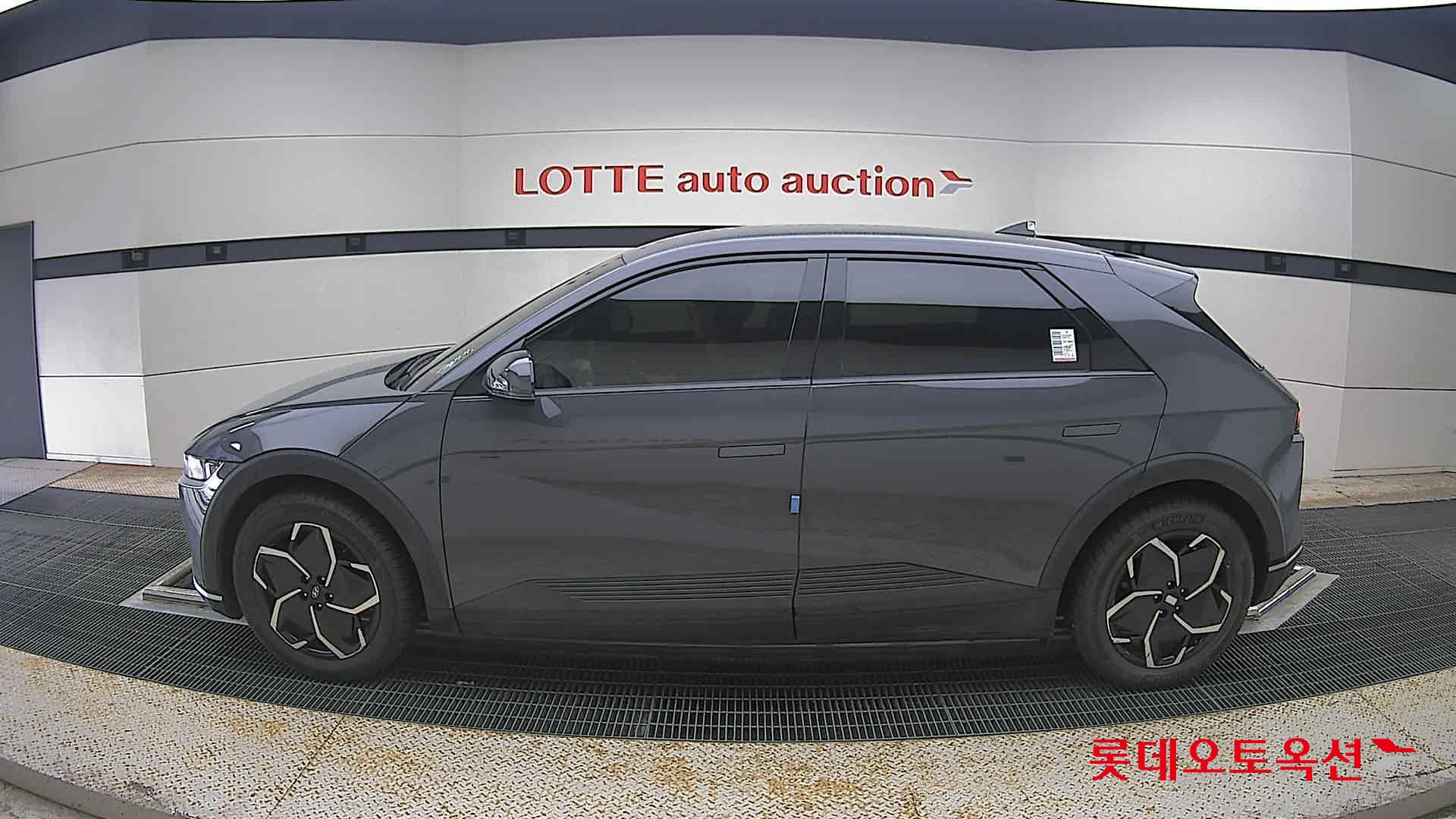 2023 - hyundai ioniq