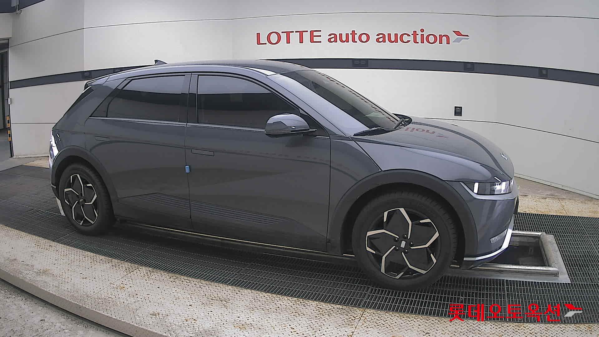 2023 - hyundai ioniq