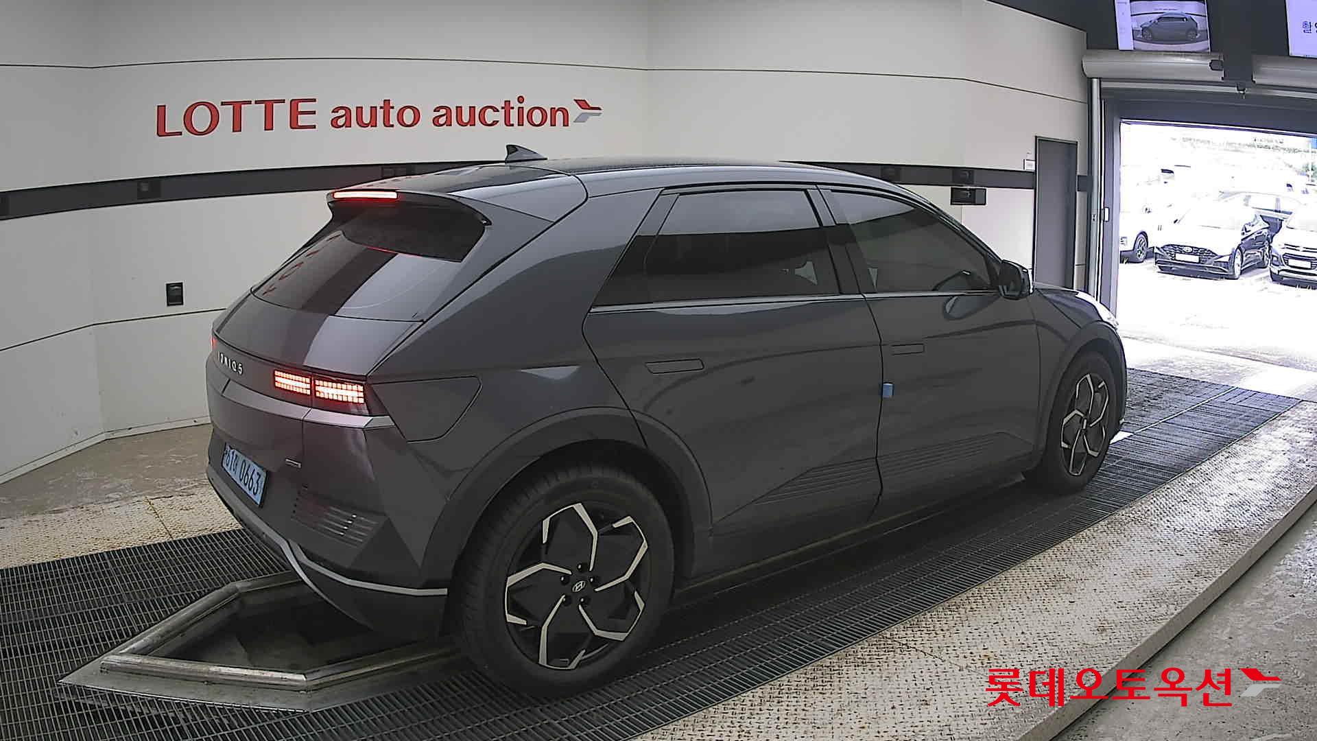 2023 - hyundai ioniq