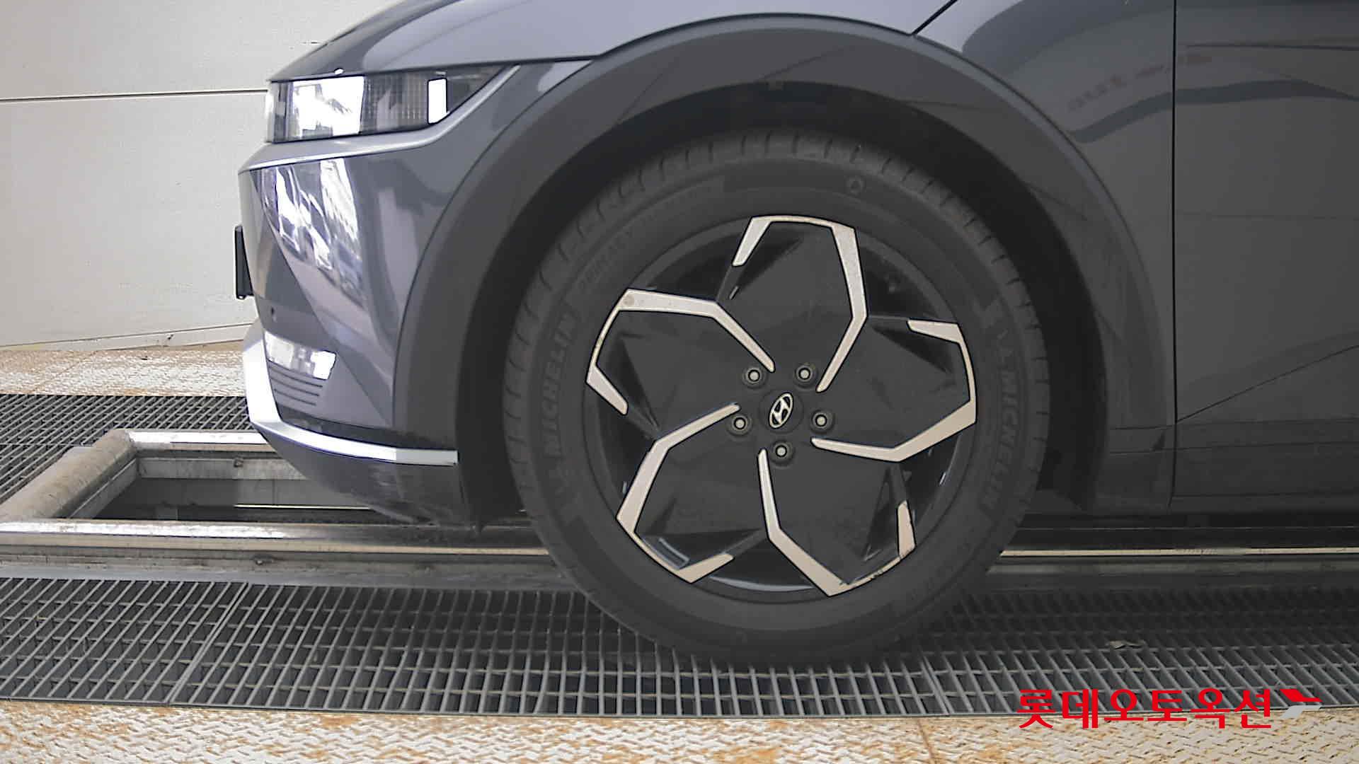 2023 - hyundai ioniq