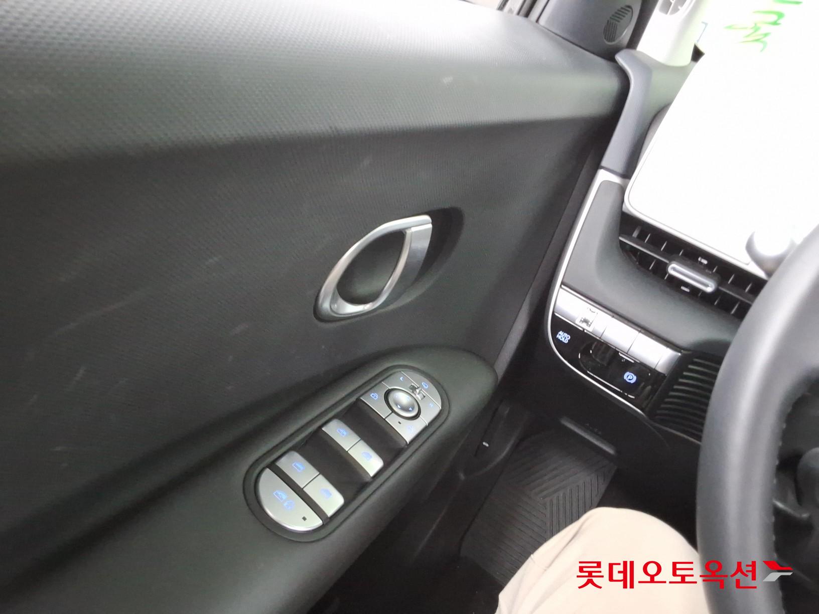 2023 - hyundai ioniq