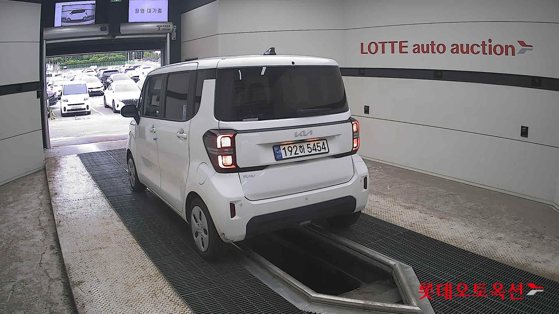 2023 - kia ray