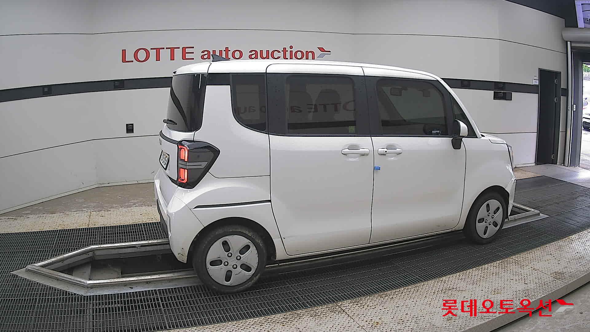 2023 - kia ray
