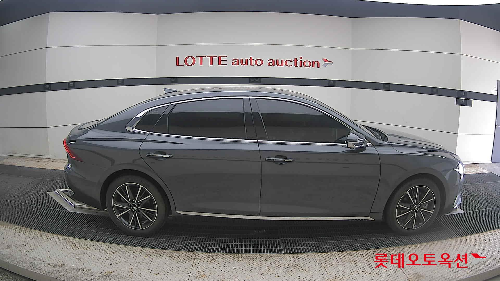 2022 - hyundai grandeur