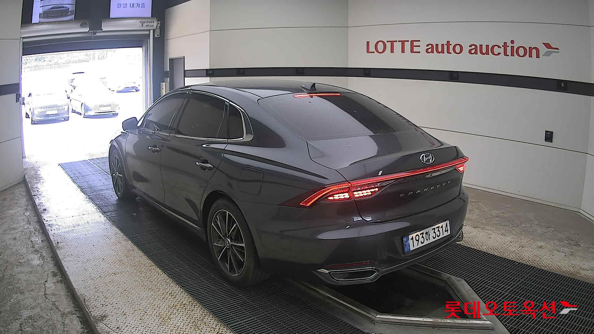 2022 - hyundai grandeur