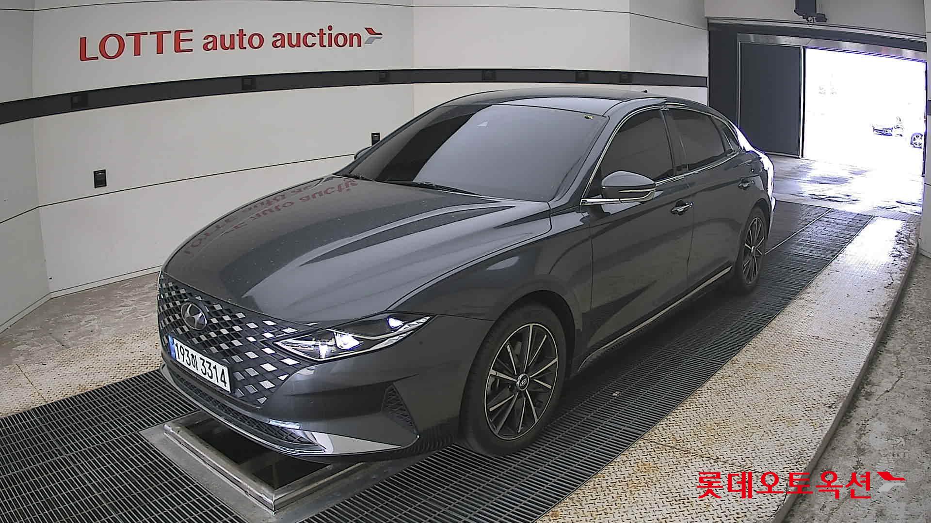 2022 - hyundai grandeur
