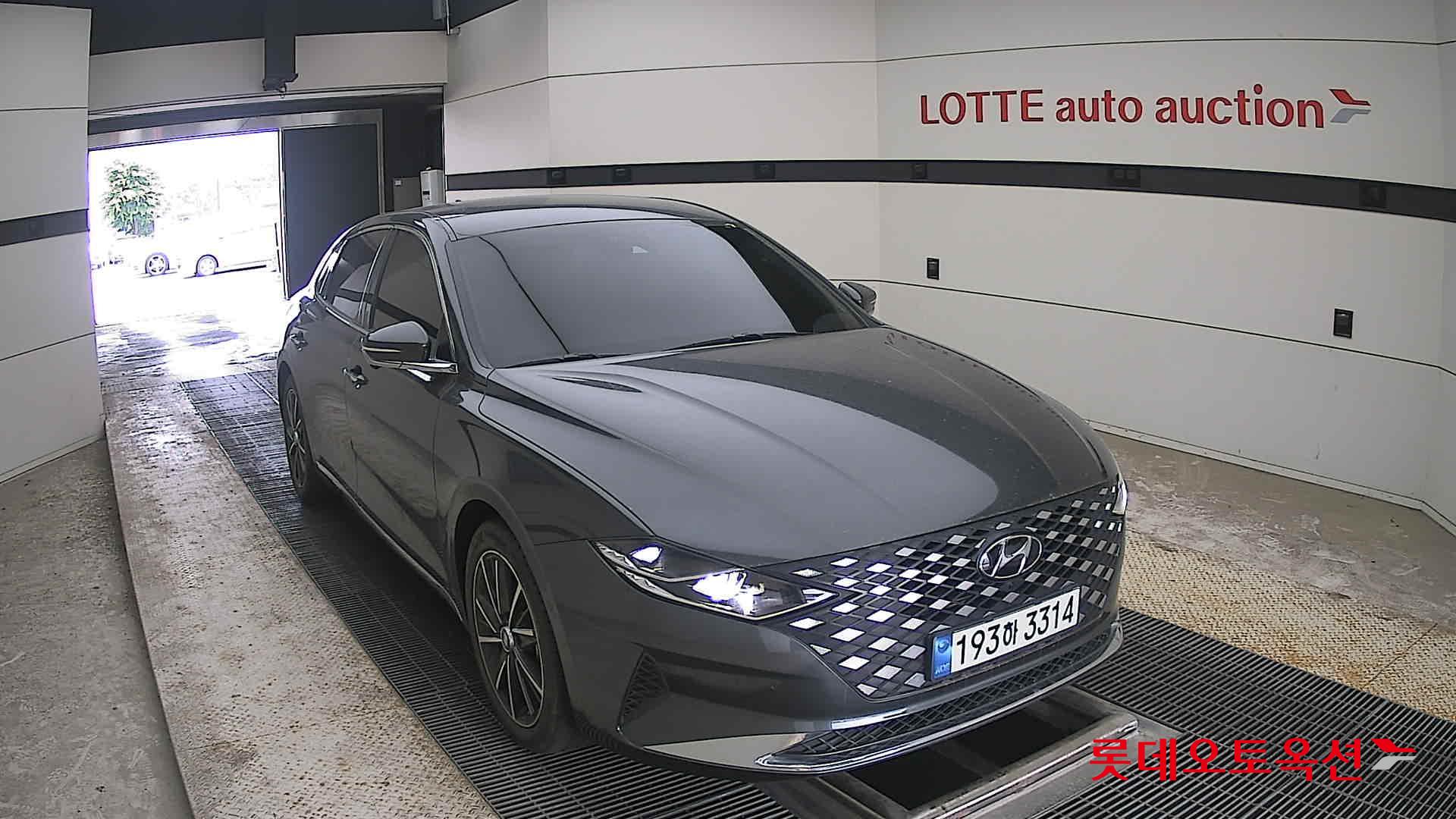 2022 - hyundai grandeur