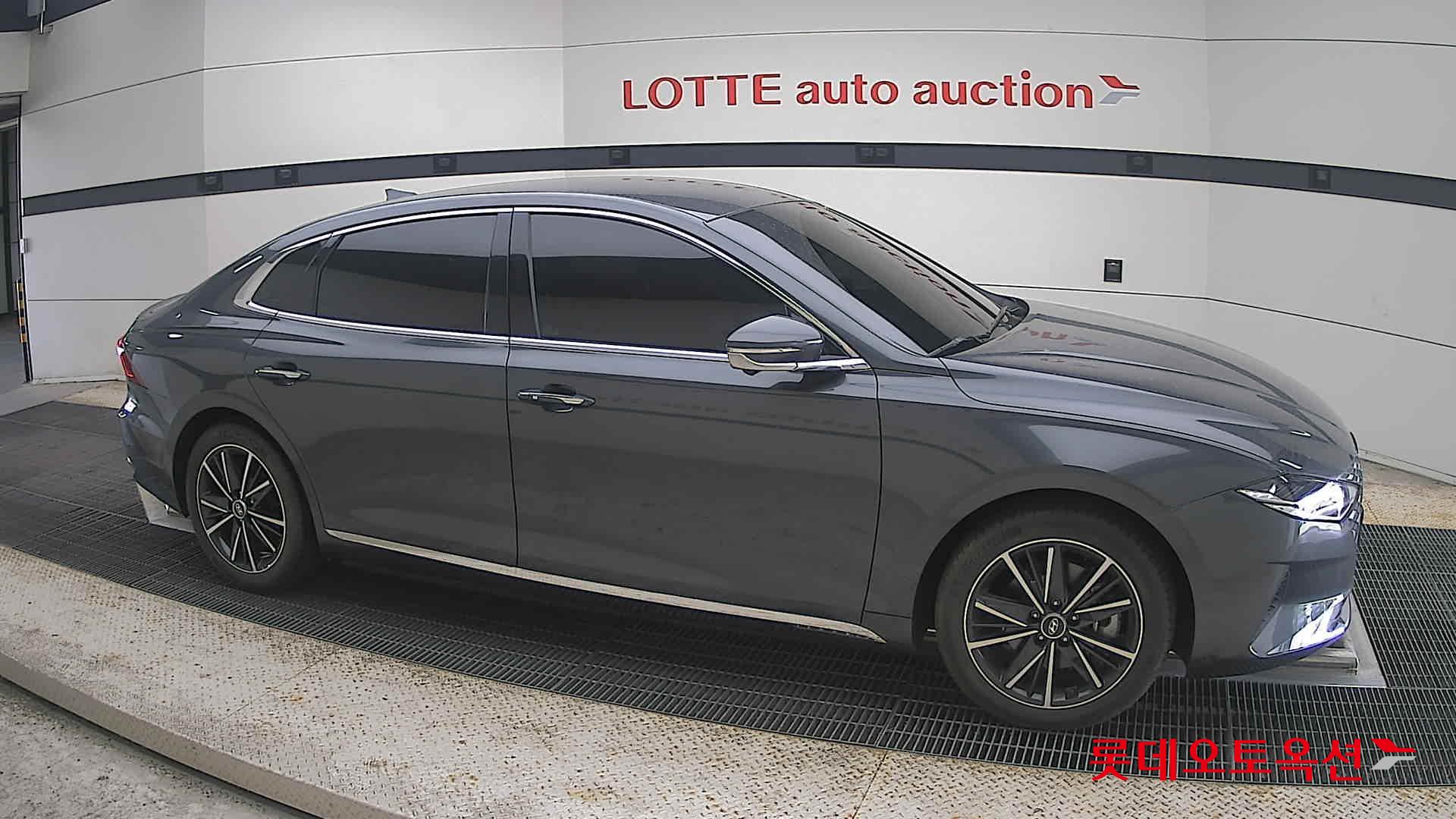 2022 - hyundai grandeur