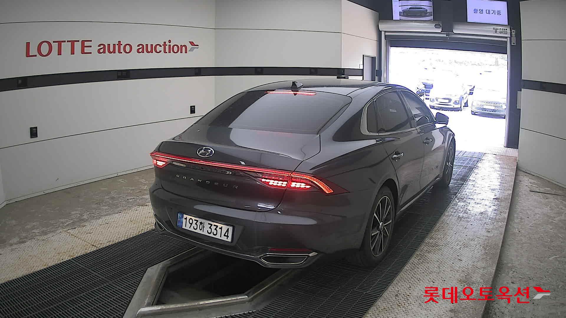 2022 - hyundai grandeur