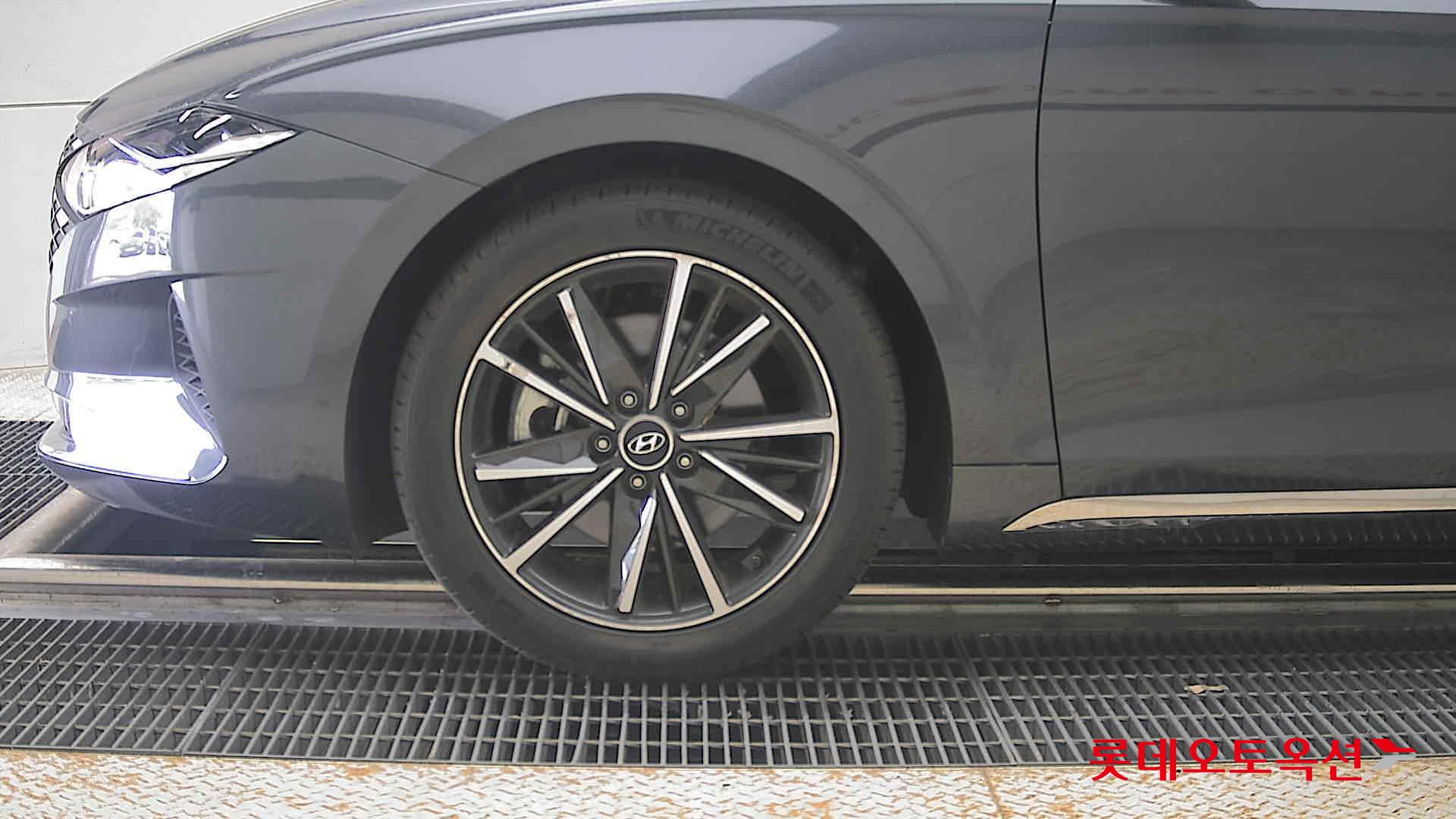 2022 - hyundai grandeur