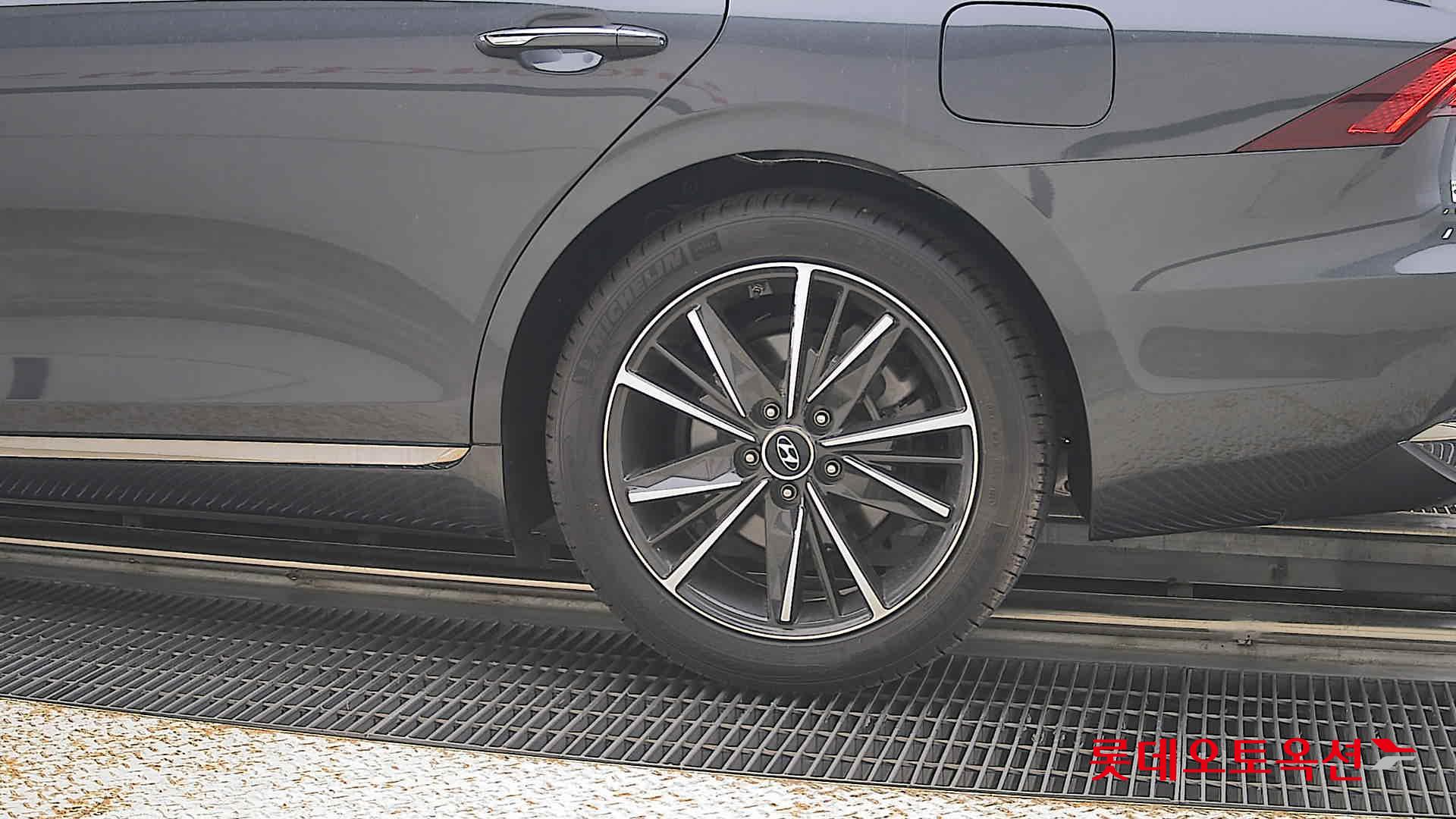 2022 - hyundai grandeur