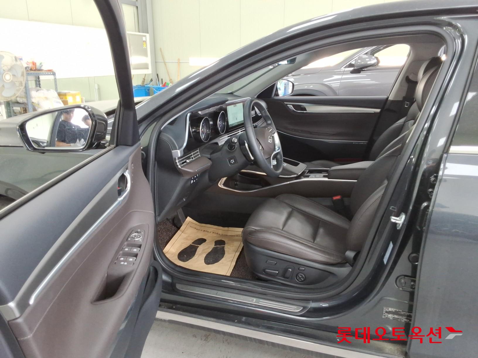 2022 - hyundai grandeur