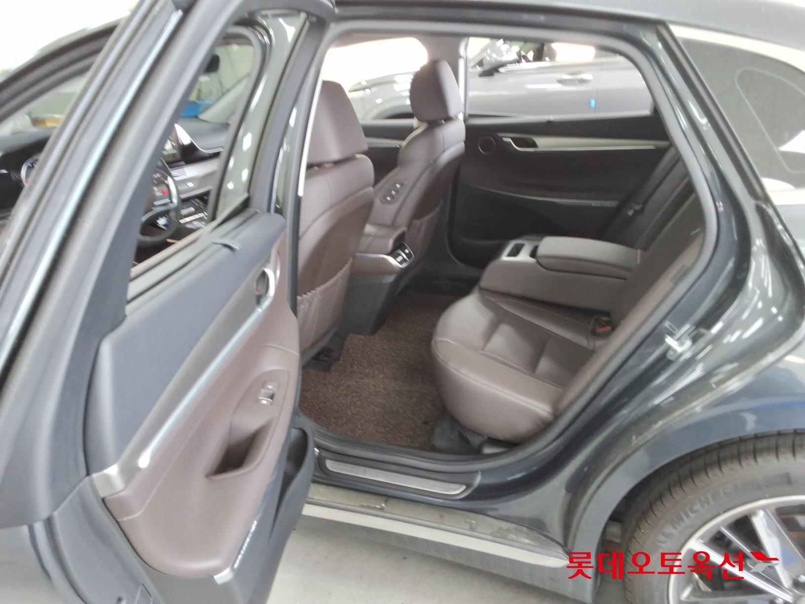 2022 - hyundai grandeur