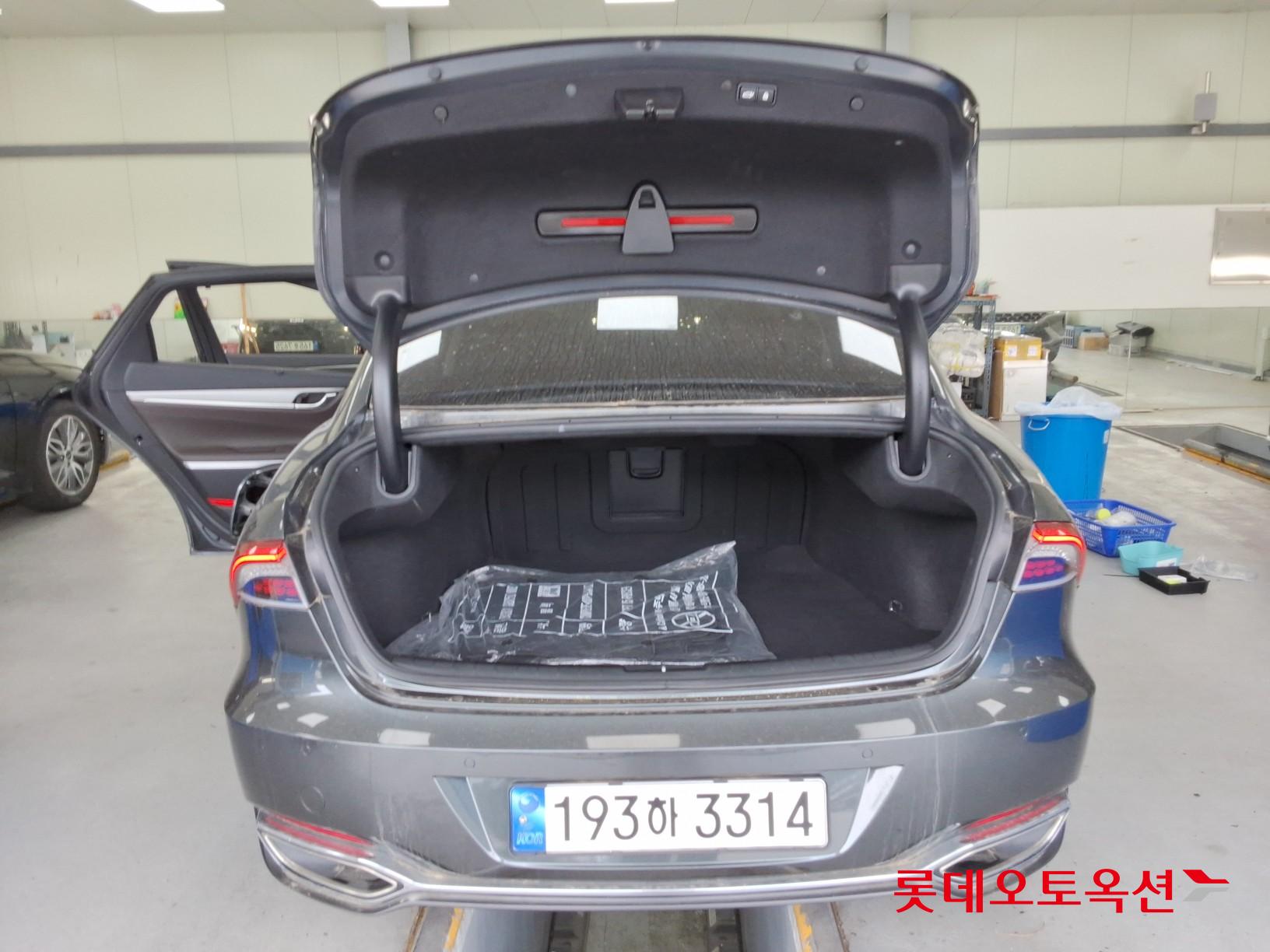2022 - hyundai grandeur