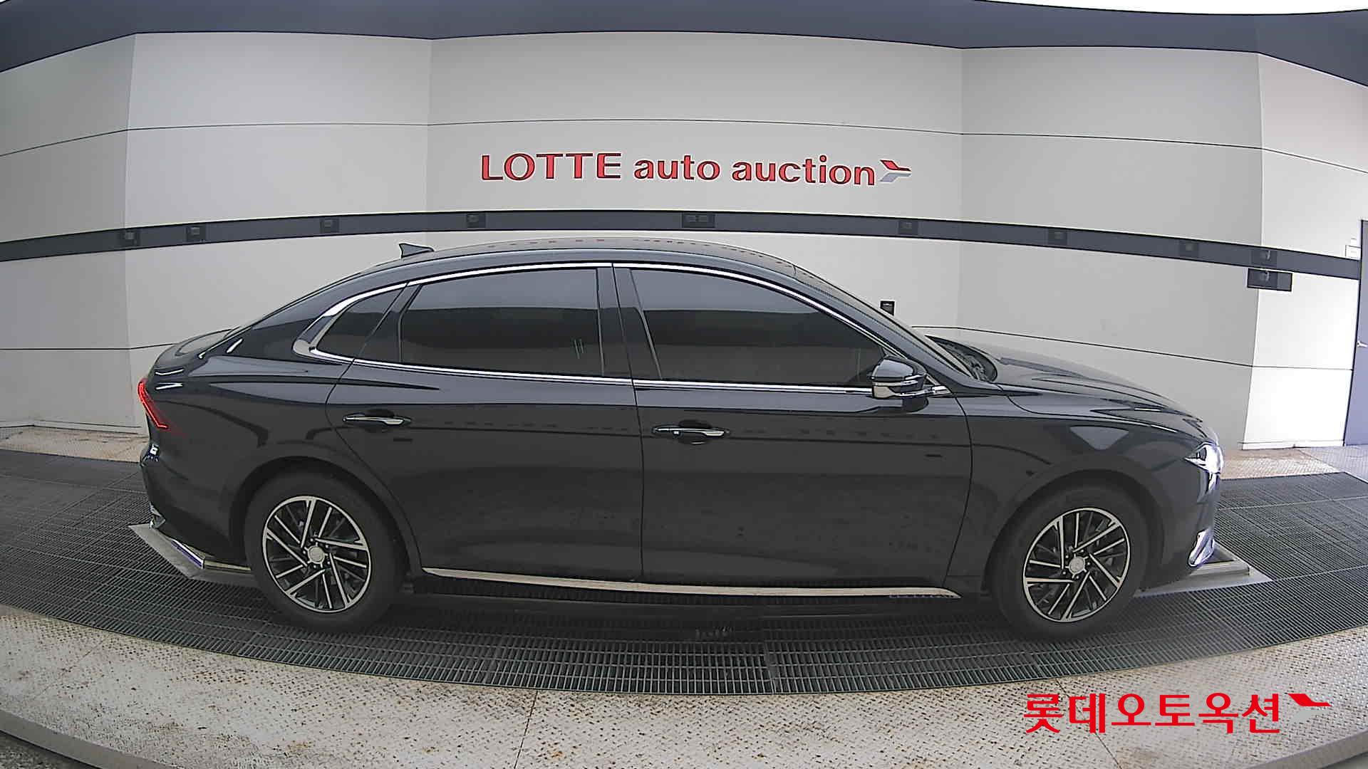 2022 - hyundai grandeur