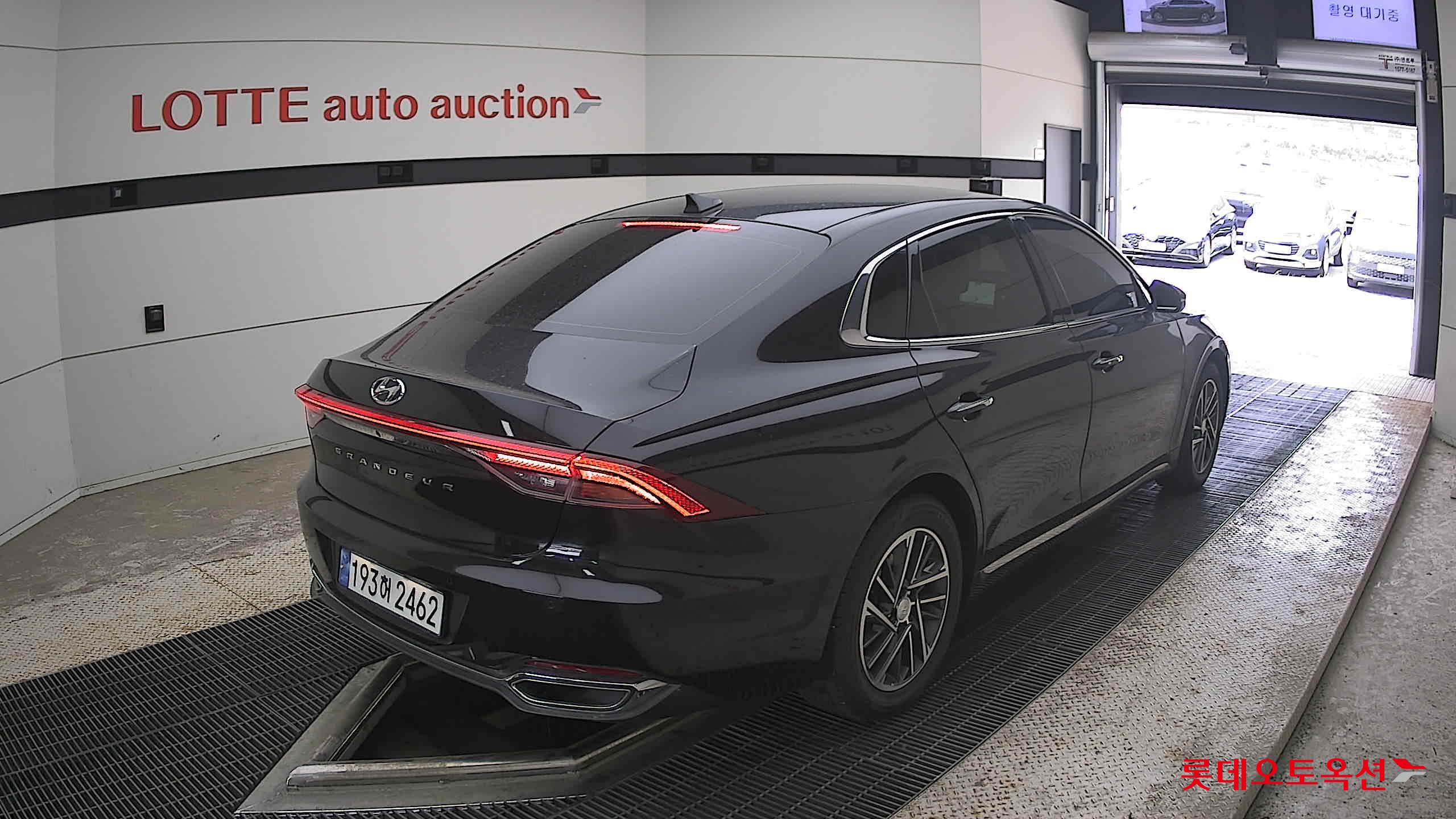 2022 - hyundai grandeur
