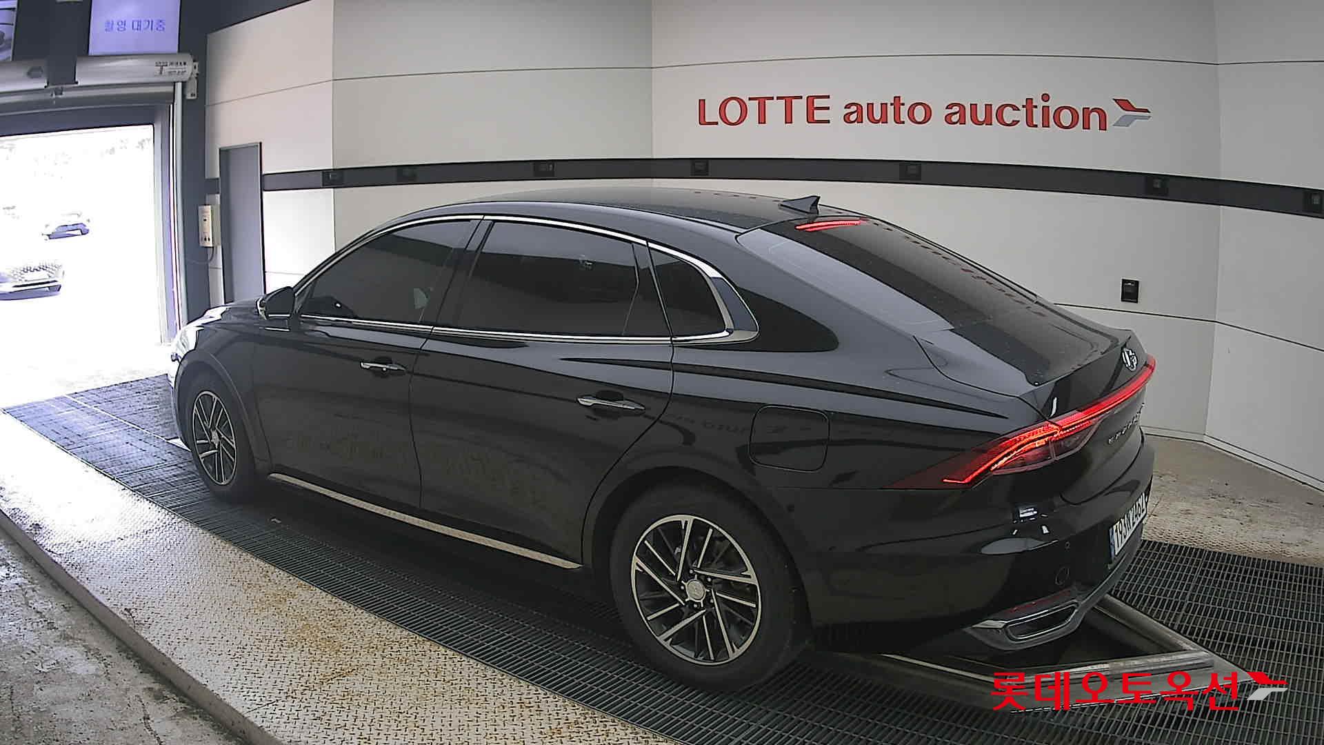 2022 - hyundai grandeur