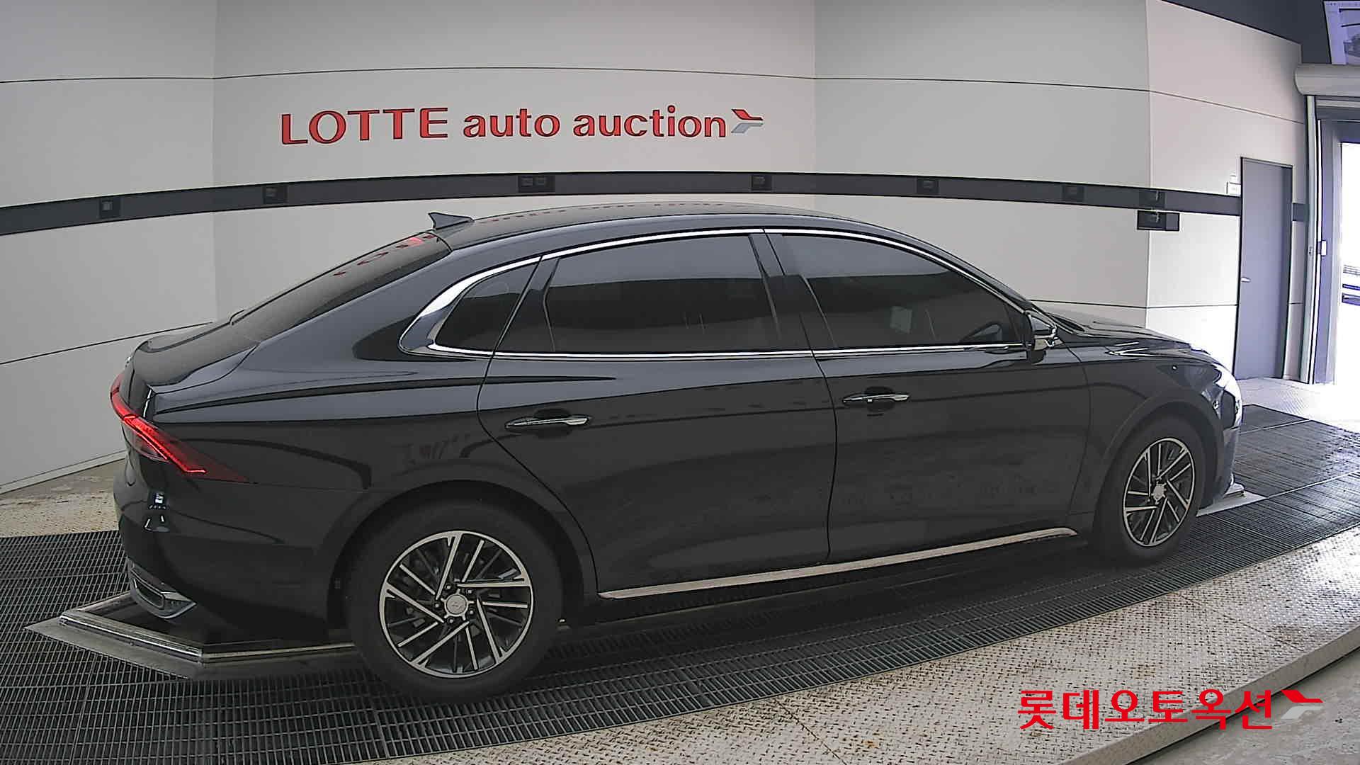 2022 - hyundai grandeur