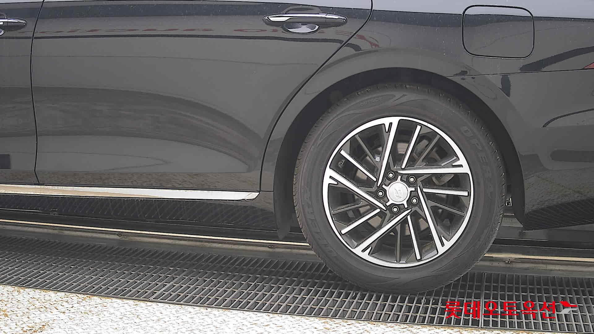 2022 - hyundai grandeur
