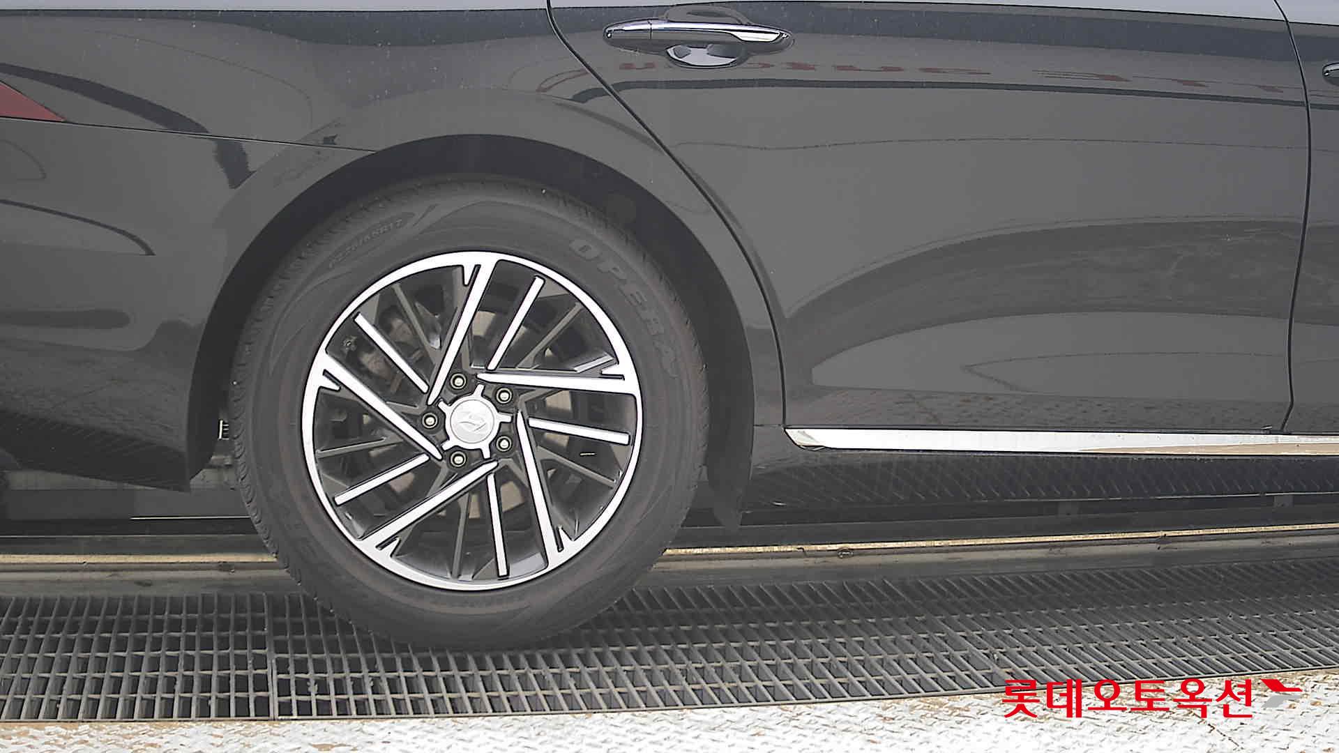 2022 - hyundai grandeur