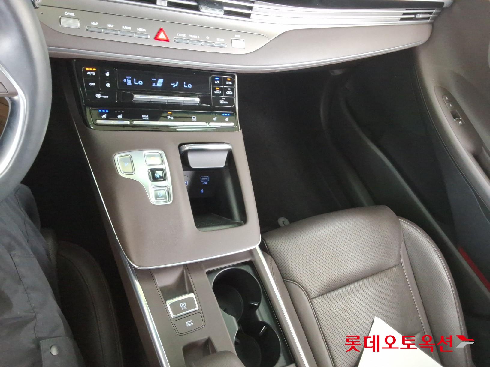 2022 - hyundai grandeur