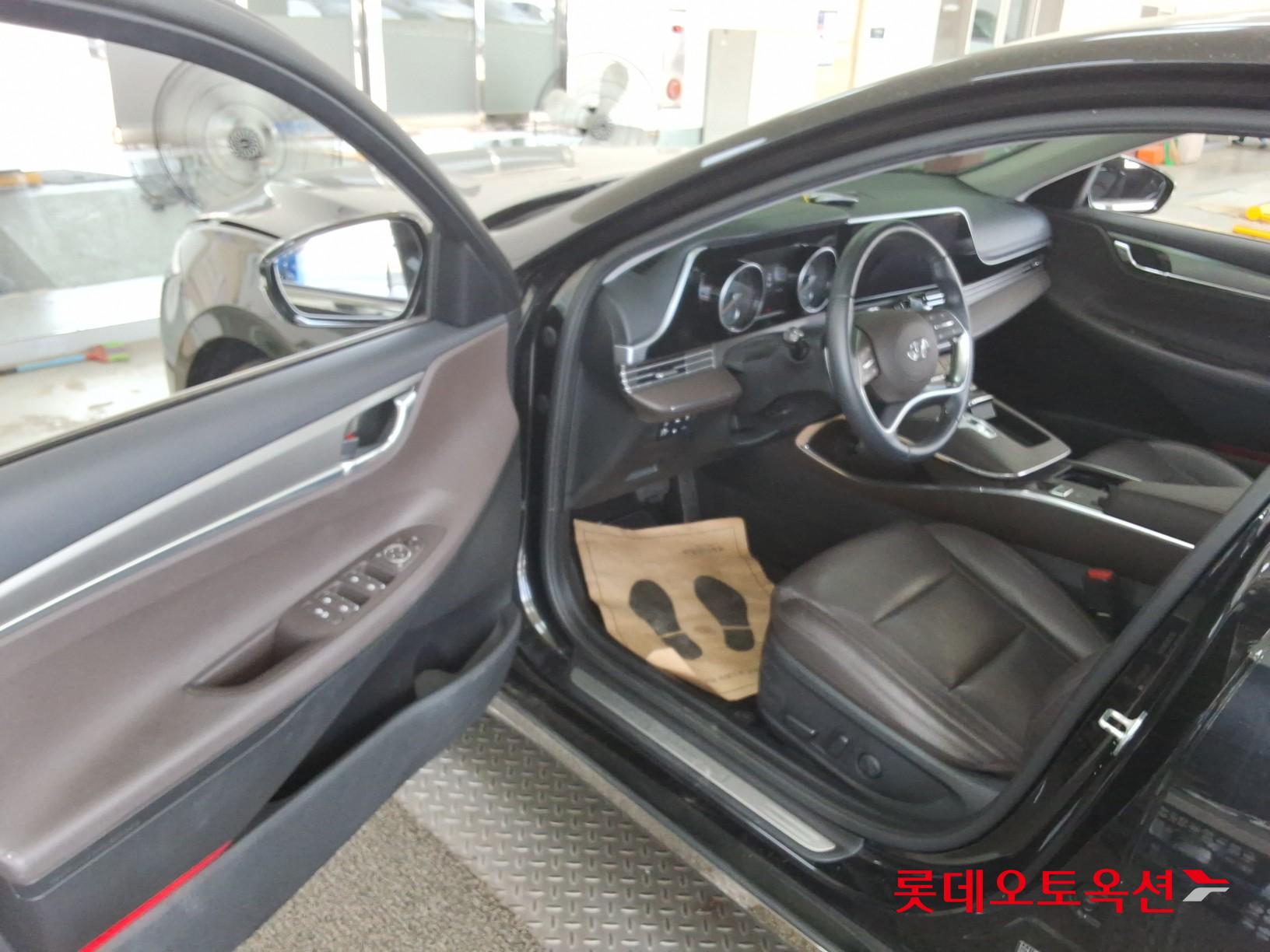 2022 - hyundai grandeur