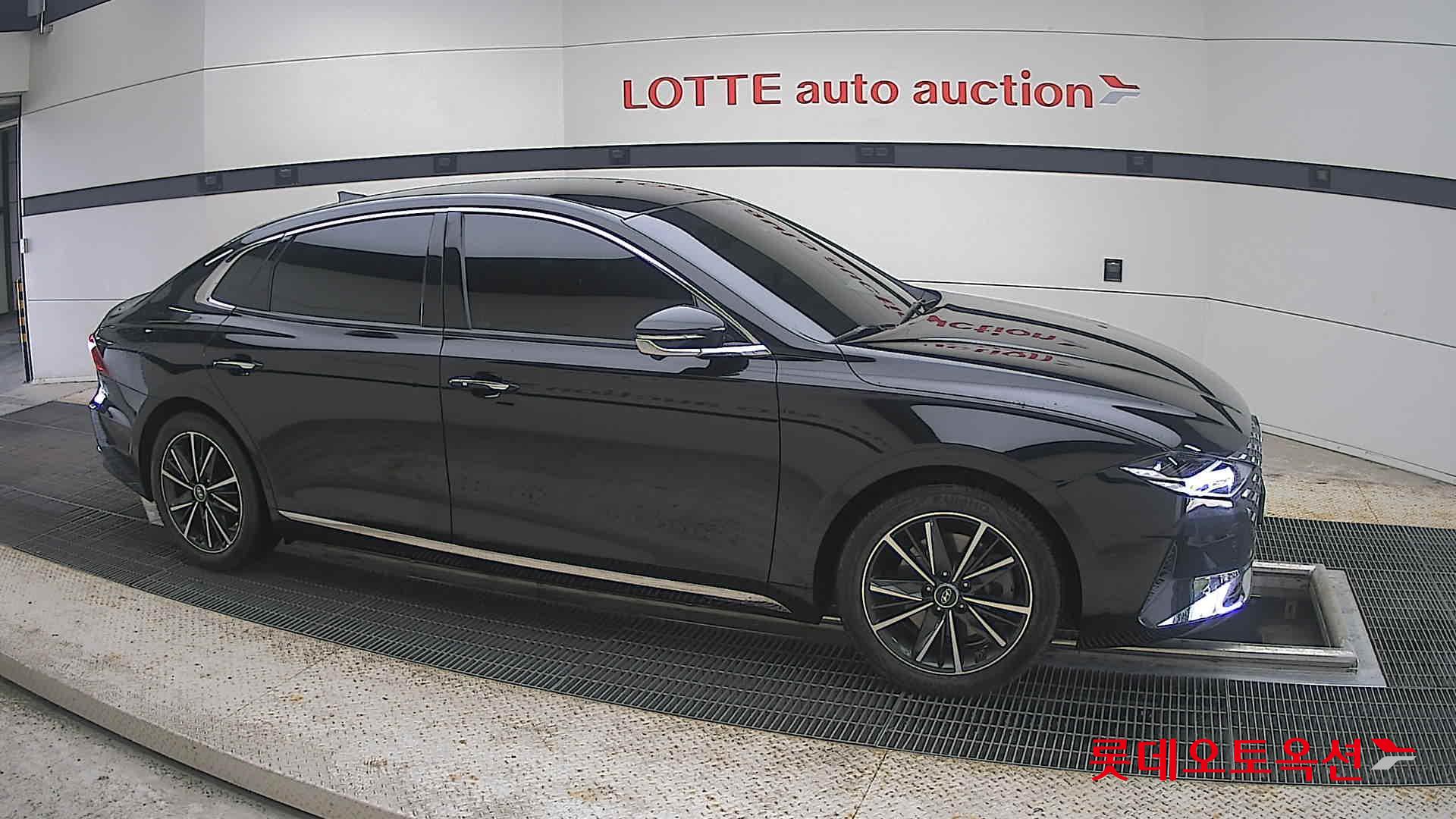 2022 - hyundai grandeur