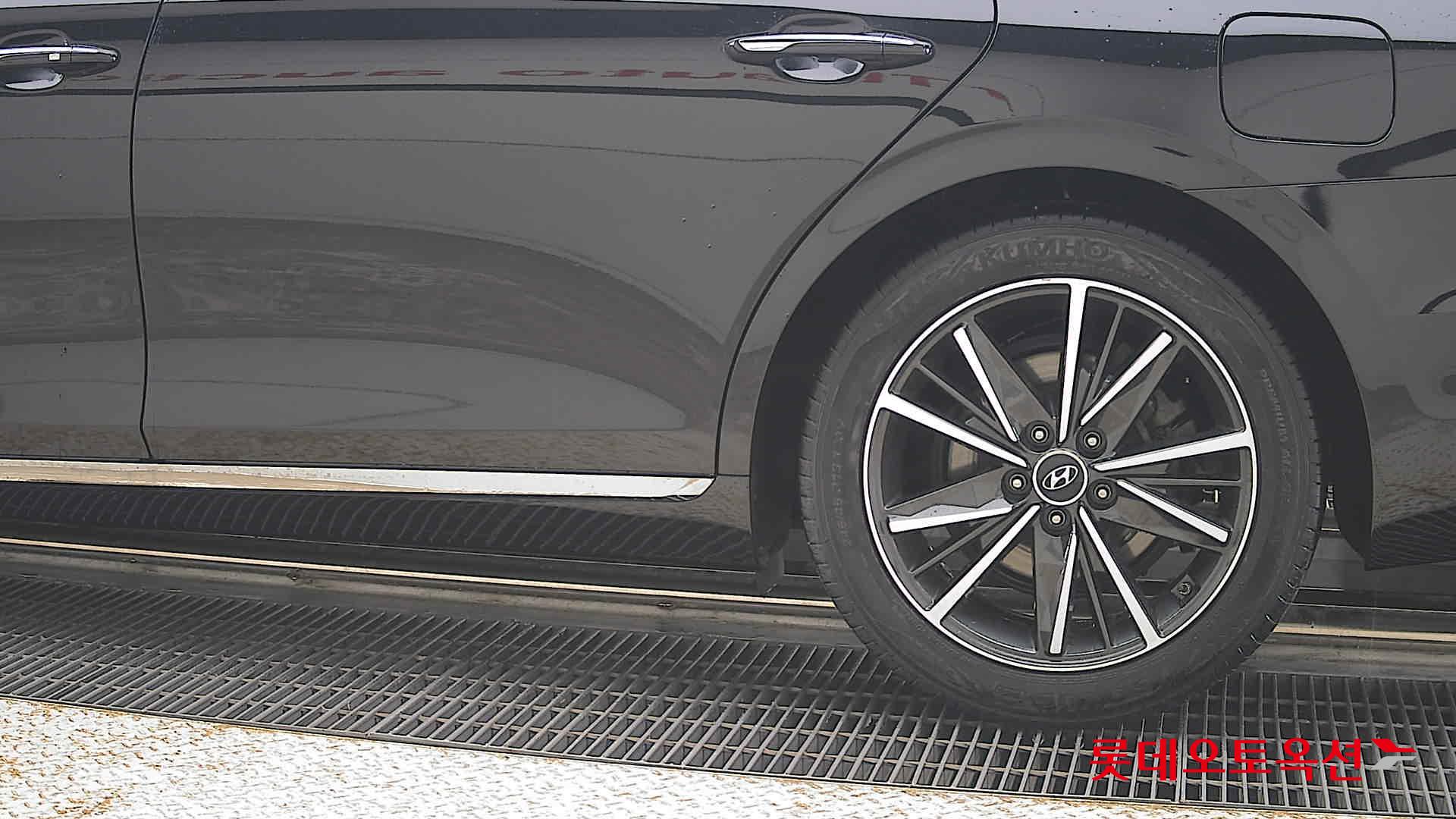 2022 - hyundai grandeur