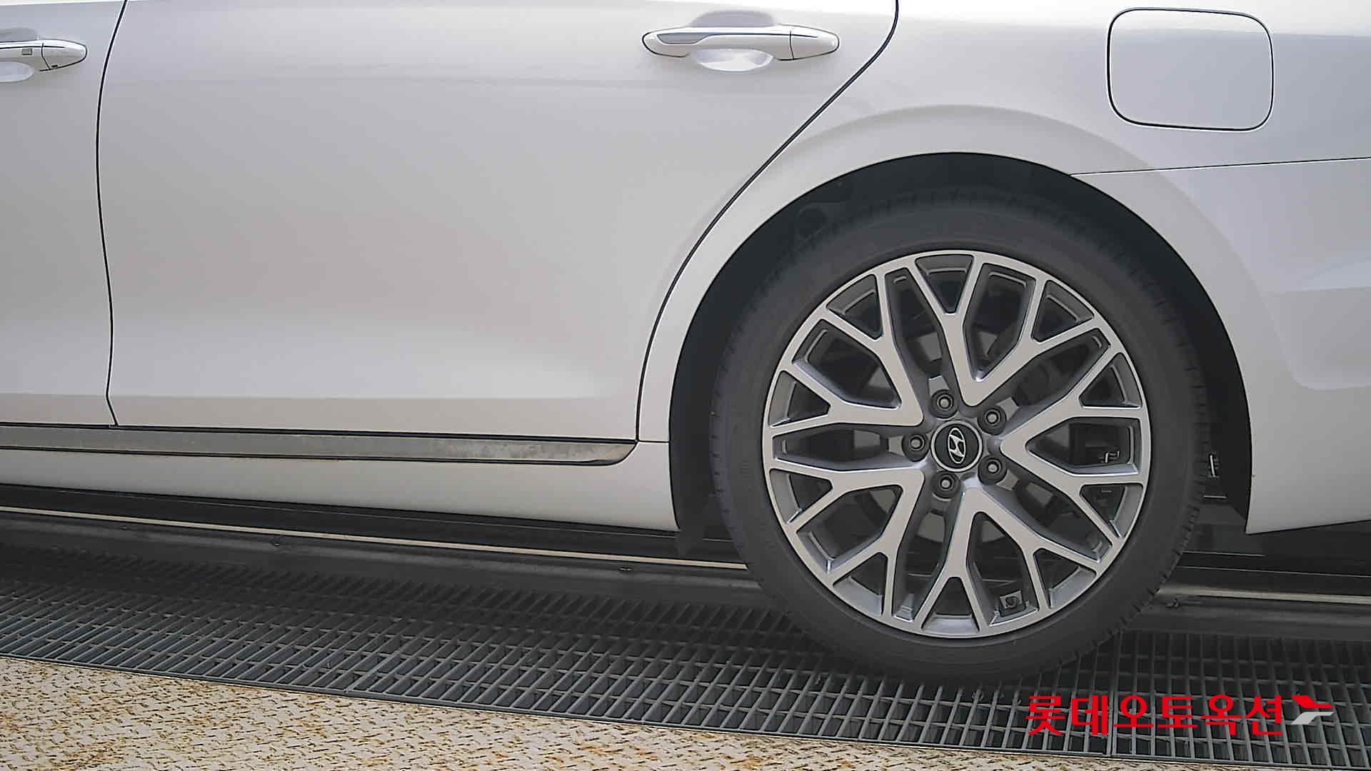 2022 - hyundai grandeur