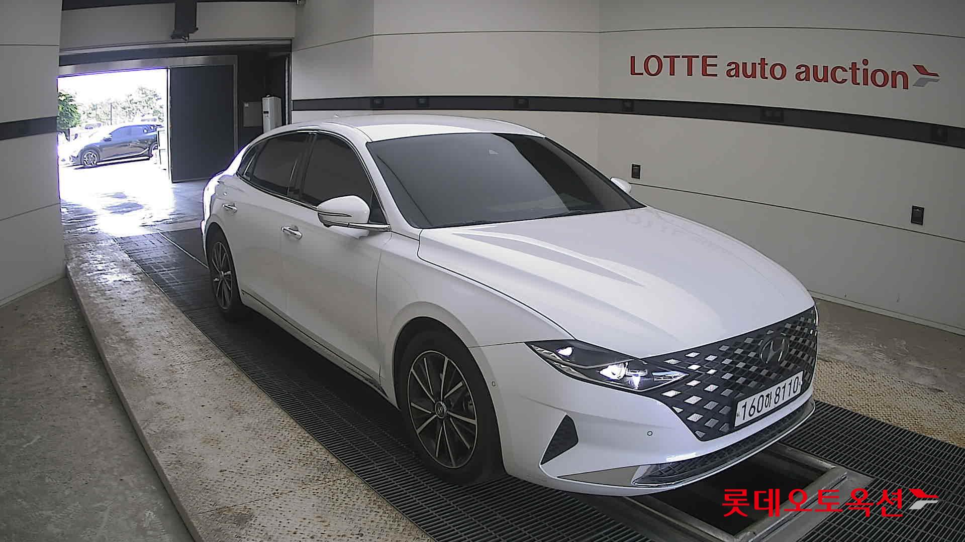 2022 - hyundai grandeur