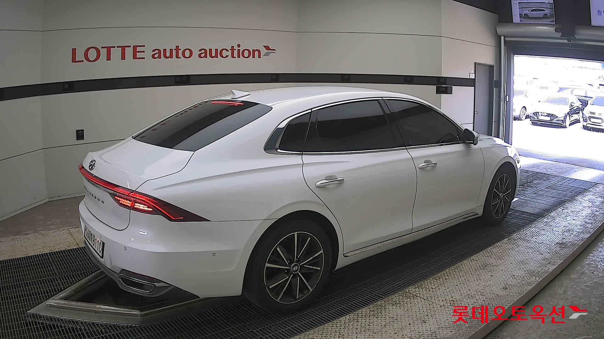 2022 - hyundai grandeur