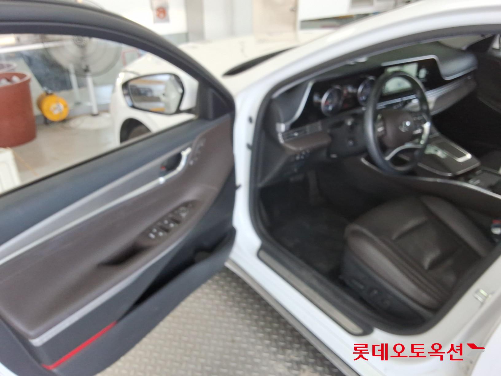 2022 - hyundai grandeur