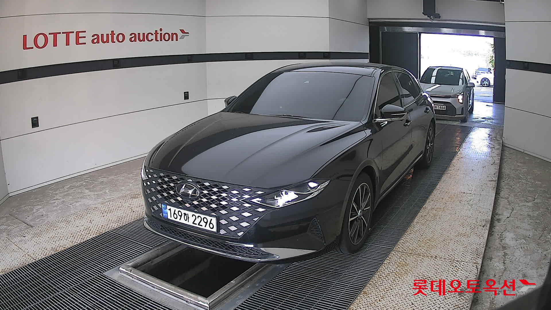 2022 - hyundai grandeur