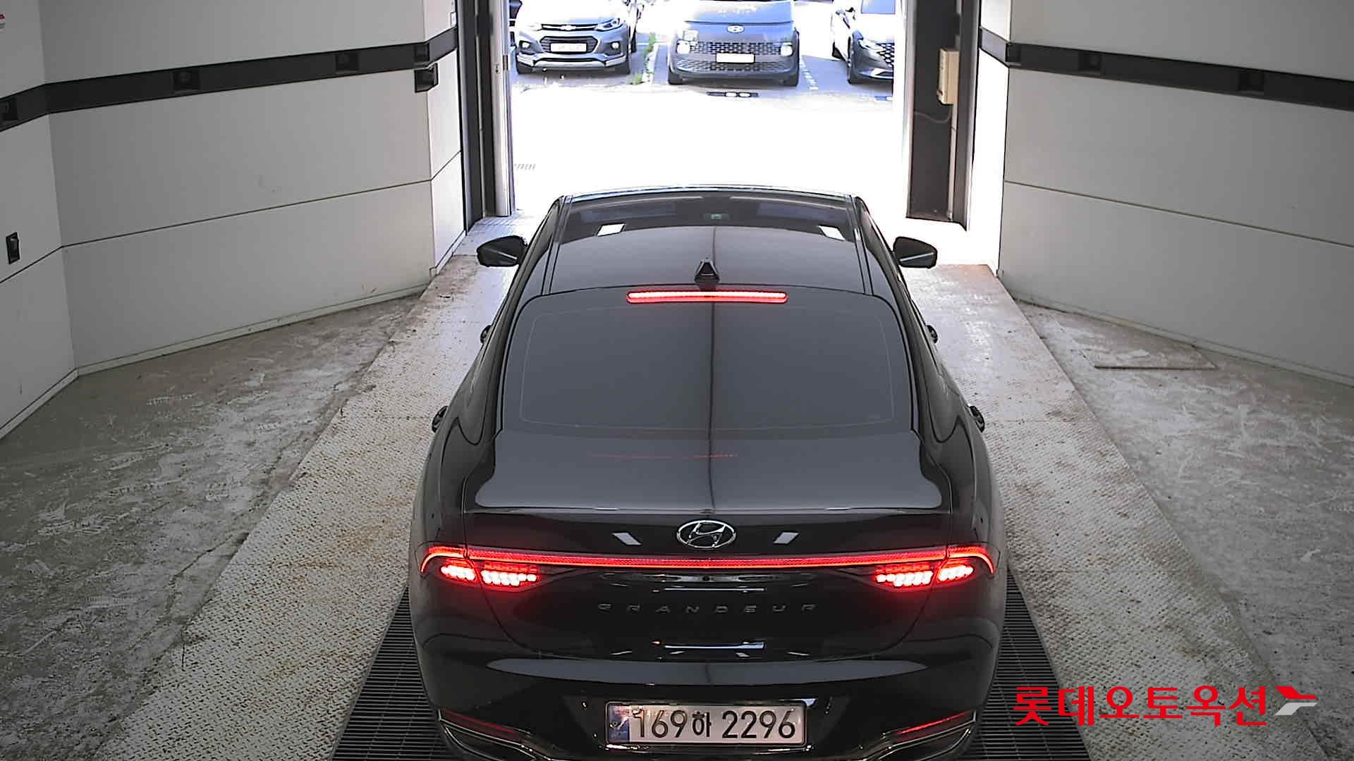 2022 - hyundai grandeur