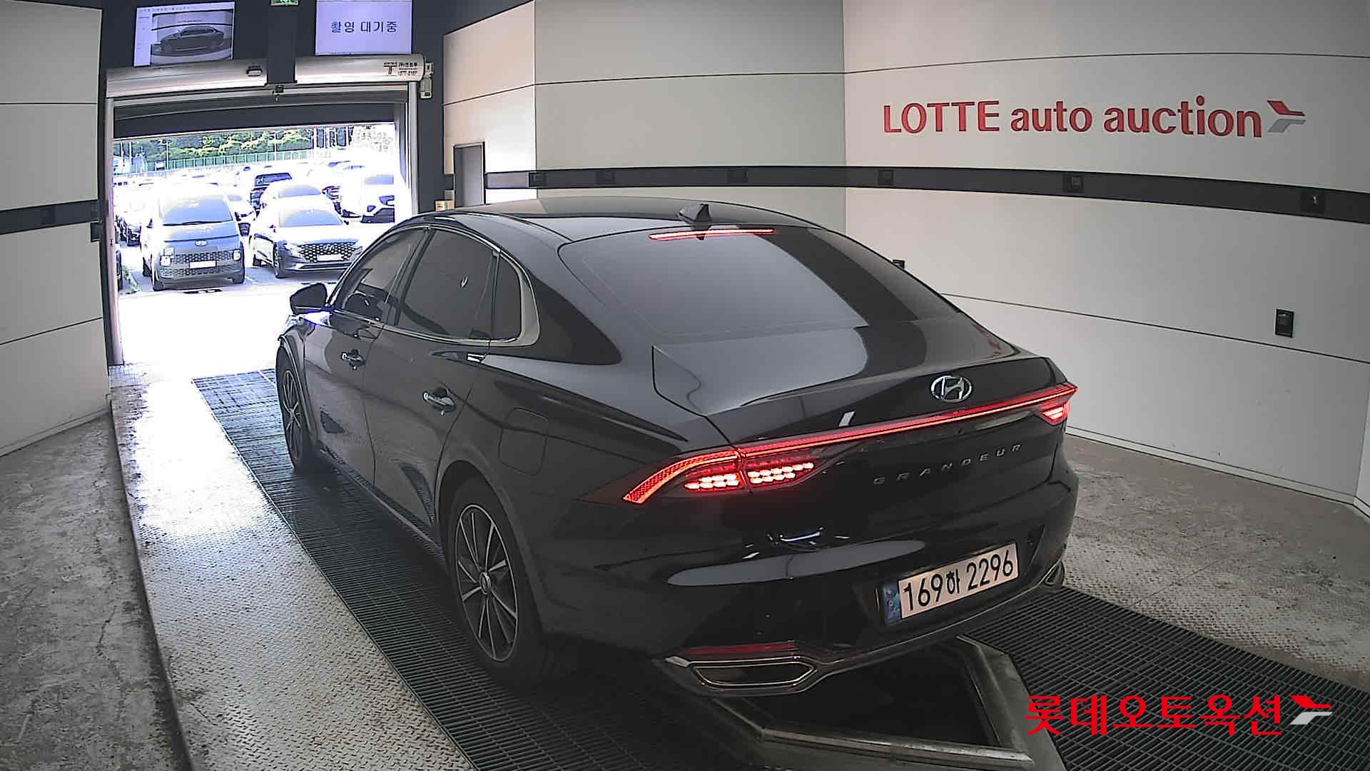 2022 - hyundai grandeur