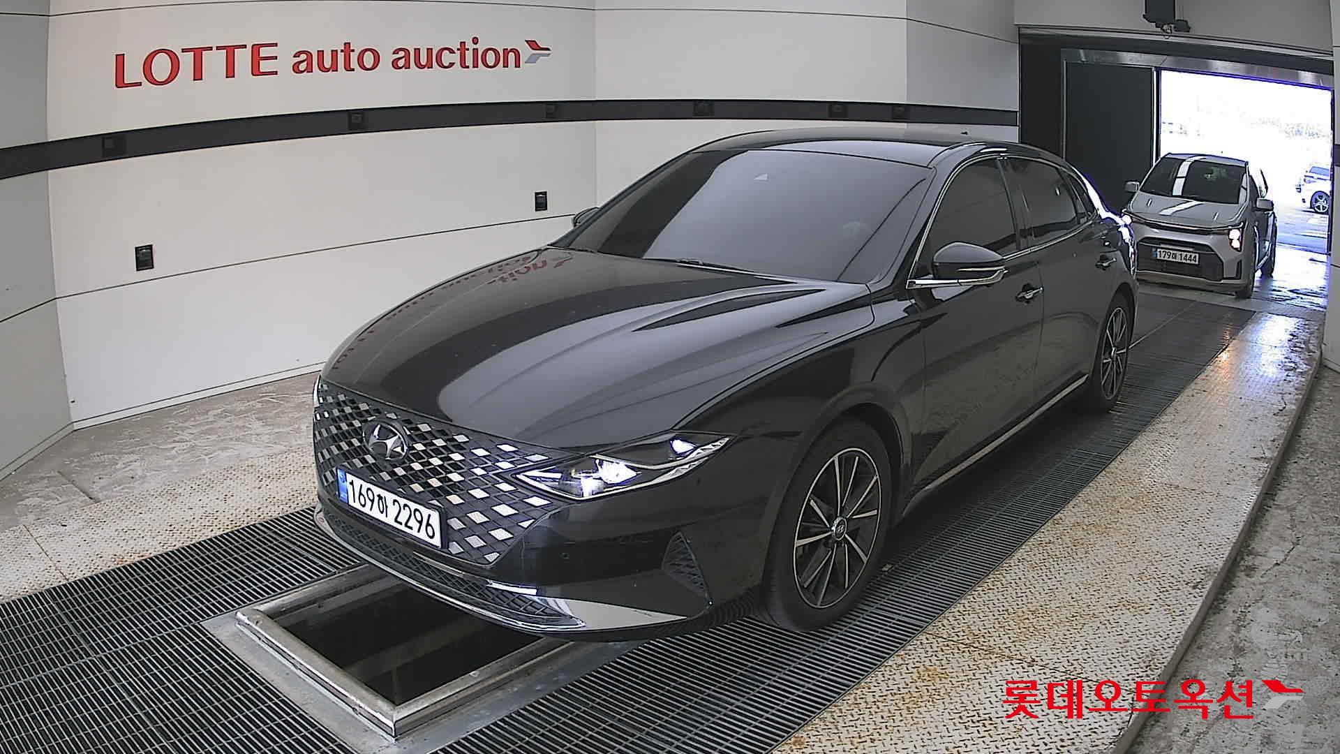 2022 - hyundai grandeur
