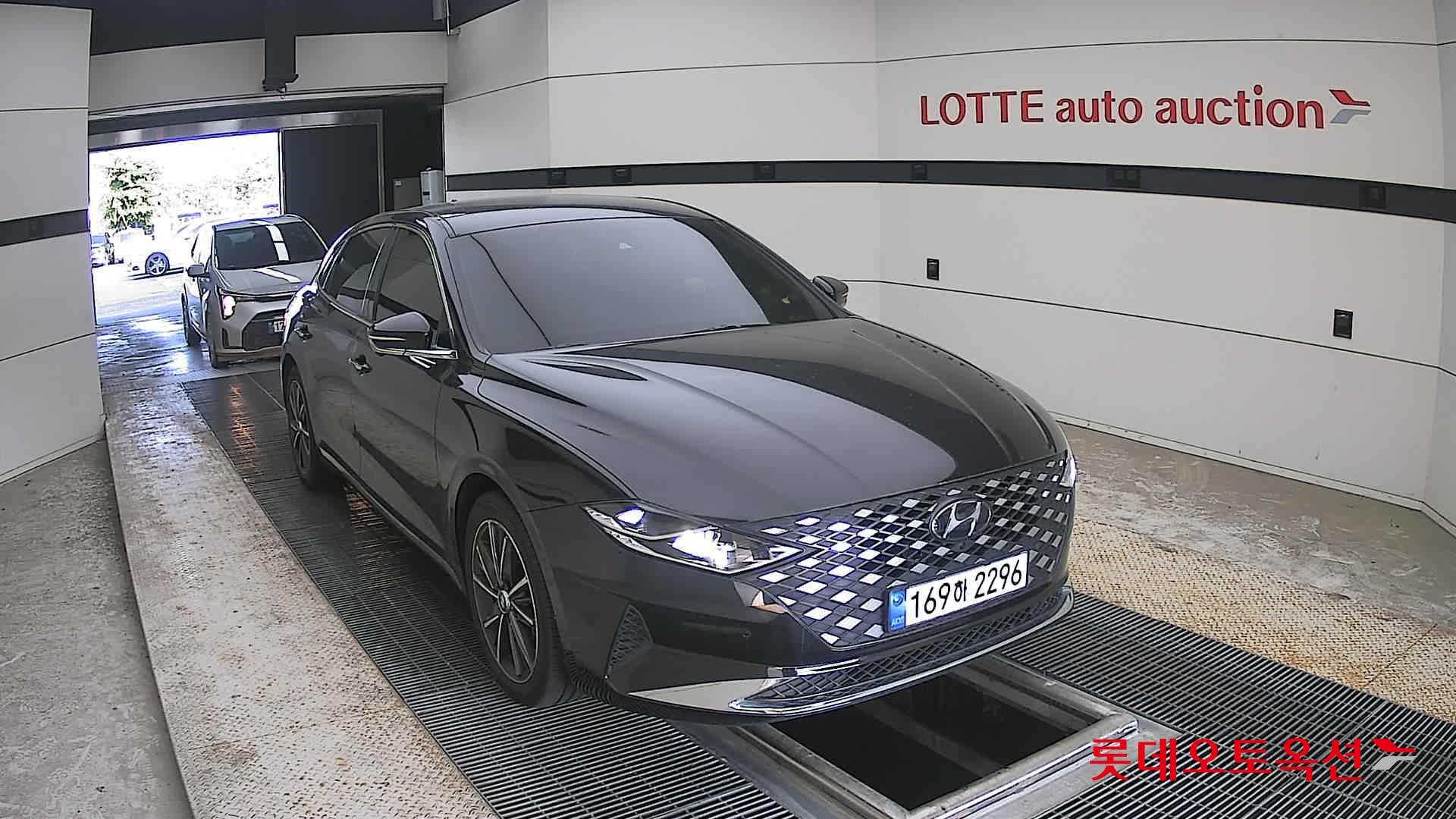 2022 - hyundai grandeur