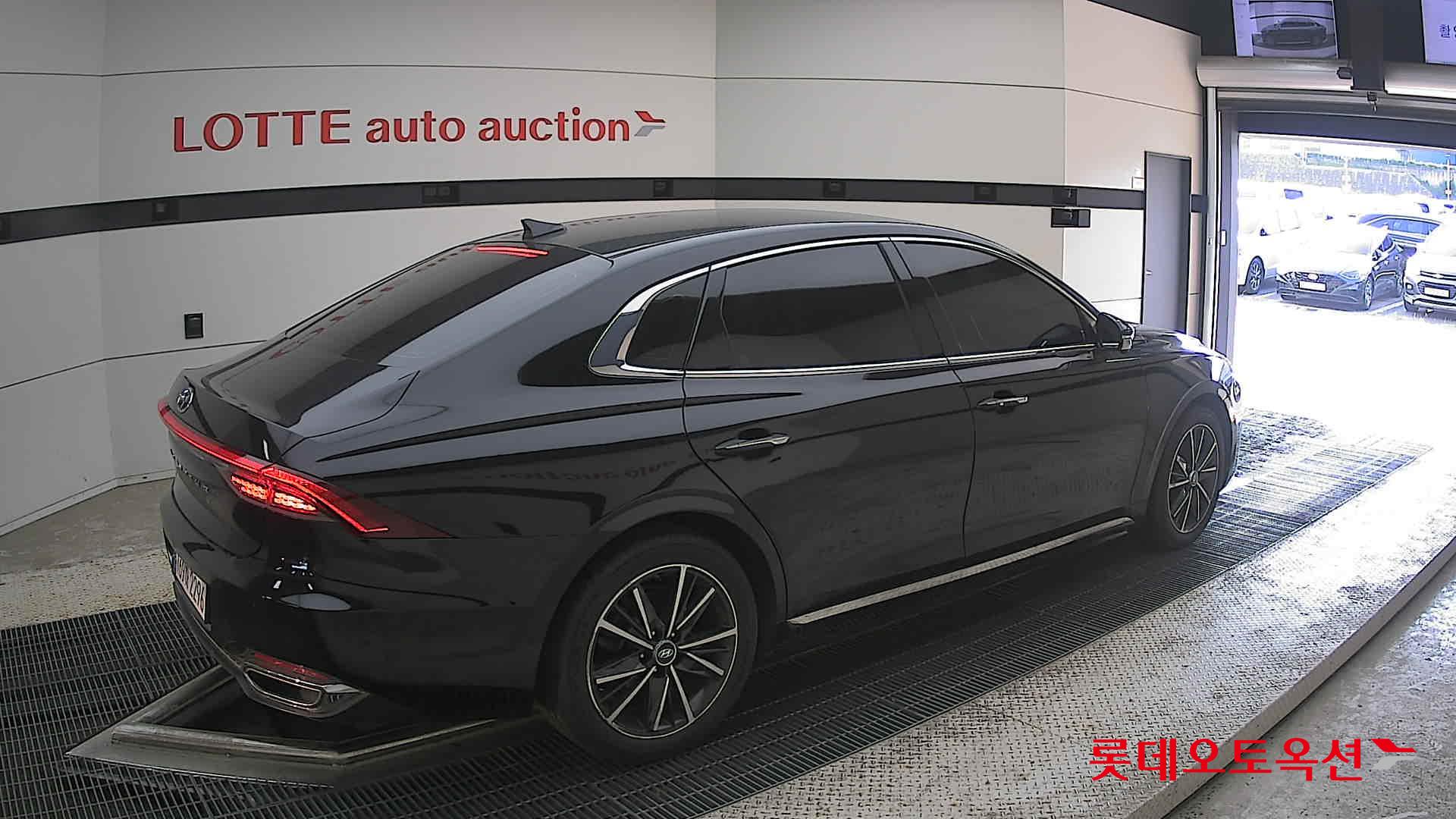 2022 - hyundai grandeur